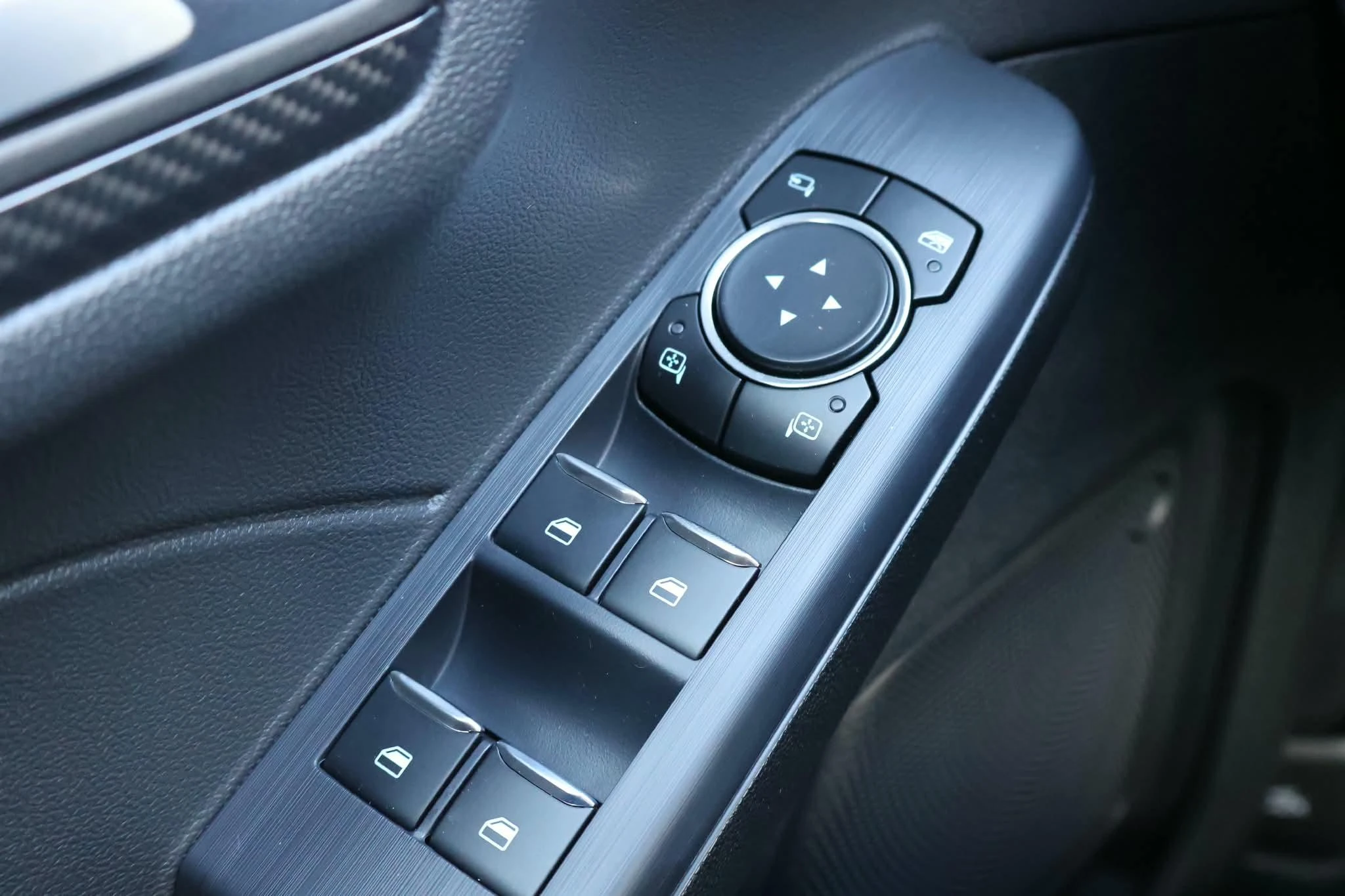 Ford-Kuga-image-29