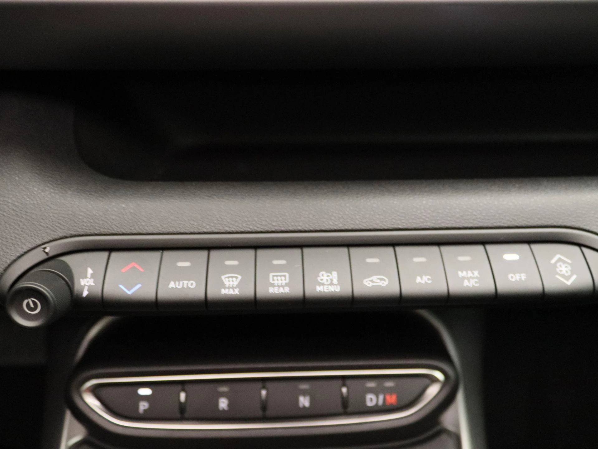 Jeep Avenger 1.2 e-Hybrid Summit