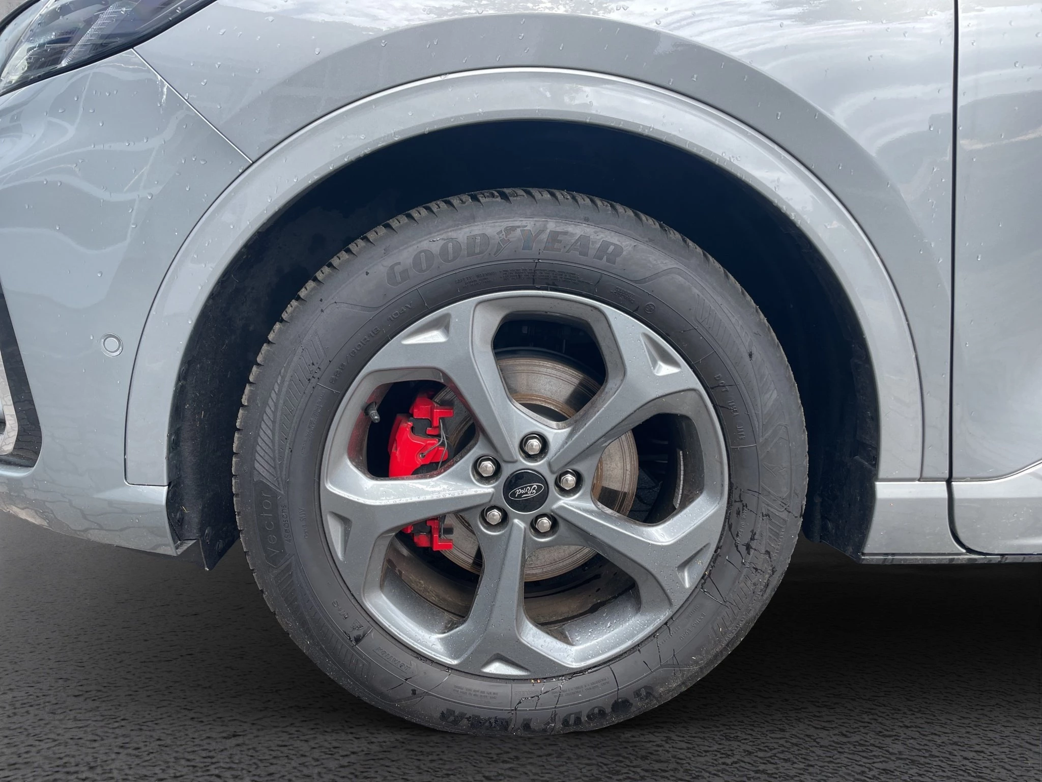 Ford-Kuga-image-8