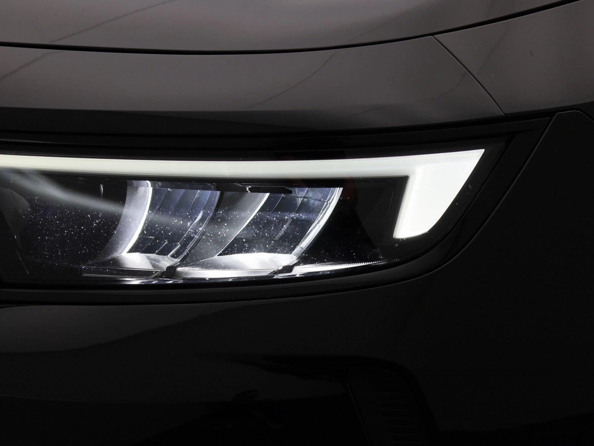 Opel-Astra-image-13