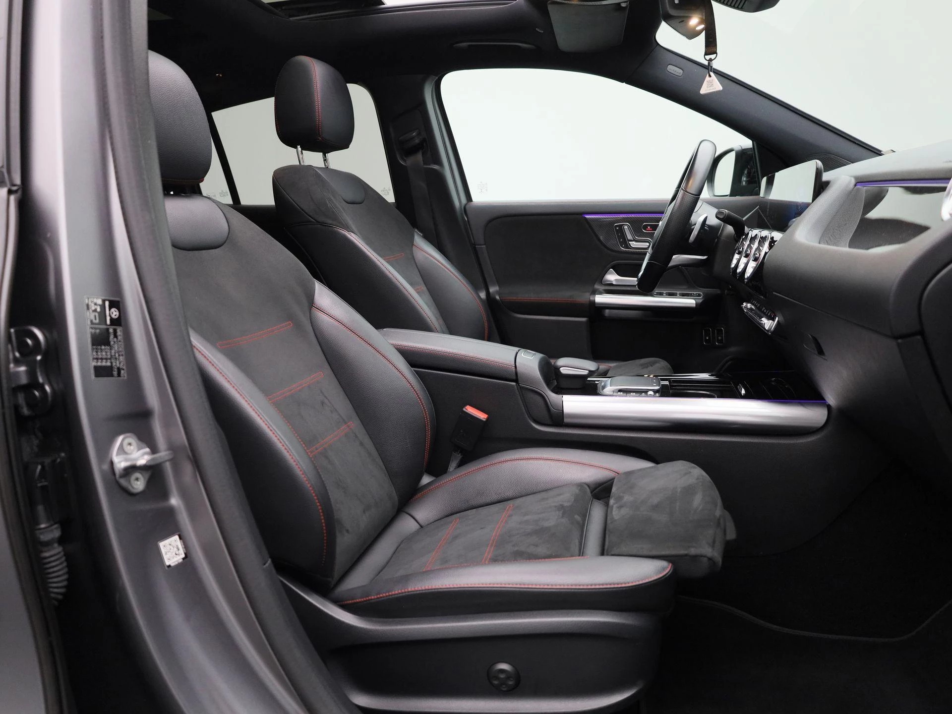 Mercedes-Benz GLA 250 e Business Solution AMG Limited