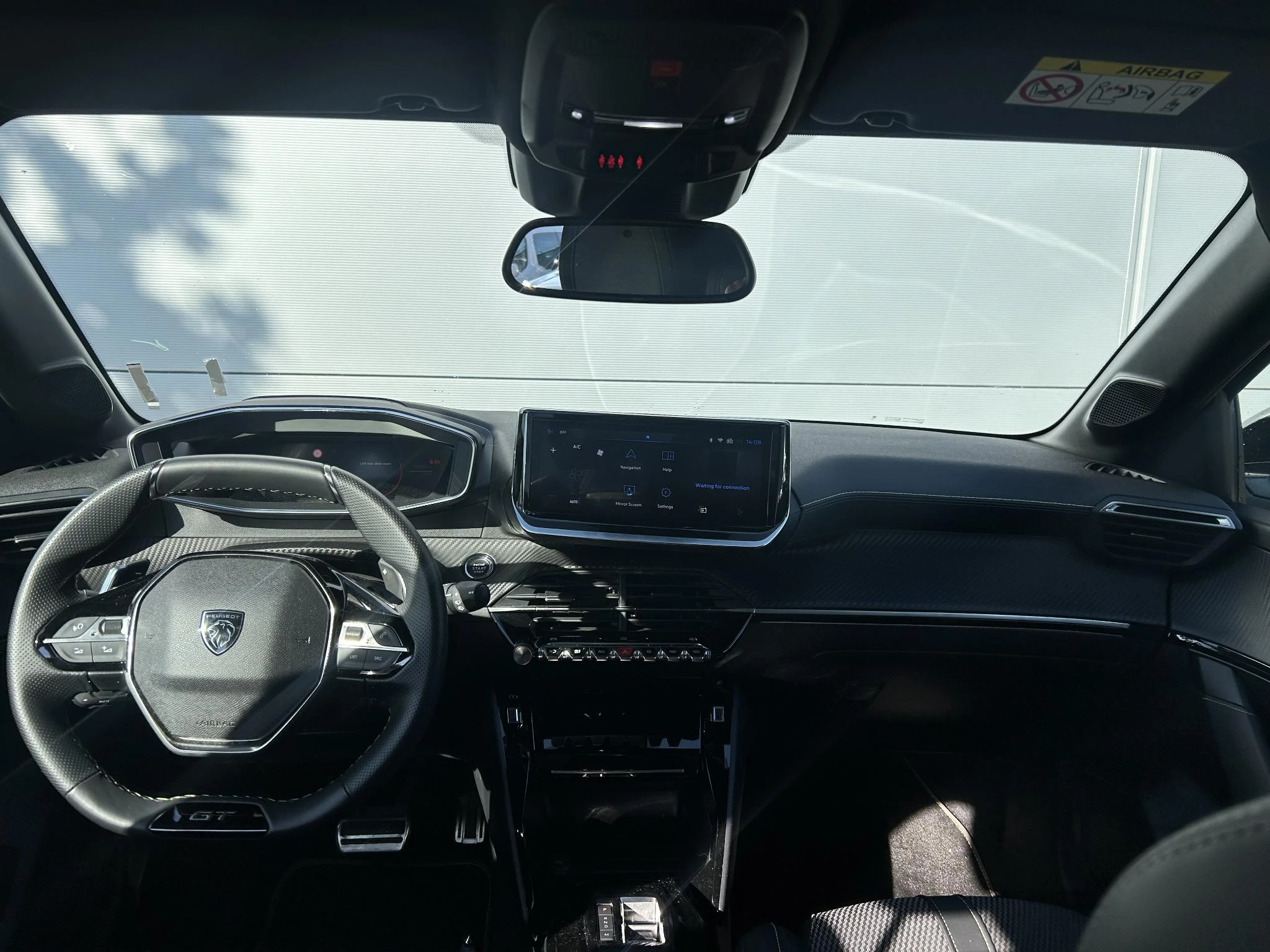 Peugeot-208-image-9