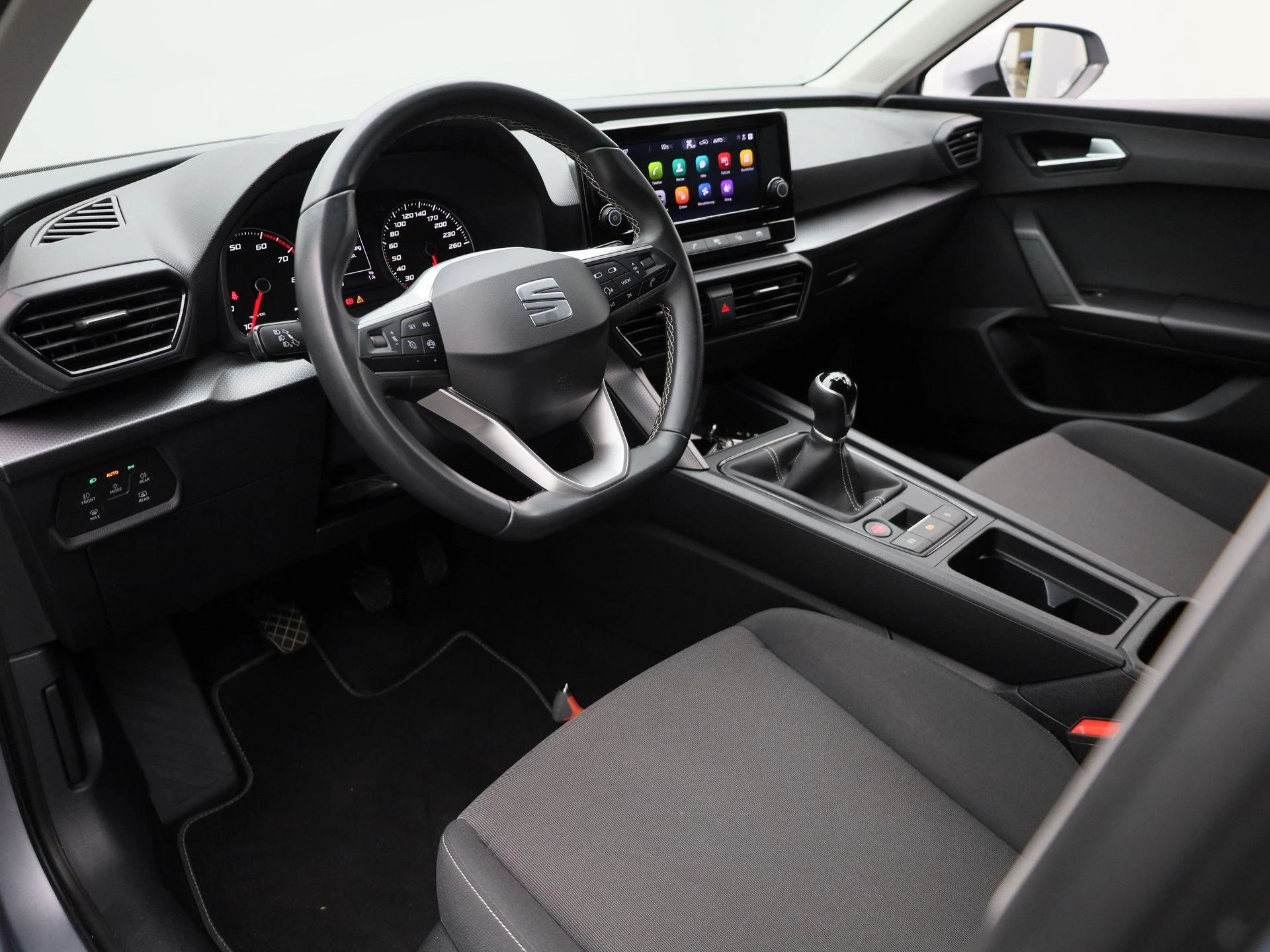 SEAT-Leon-image-15