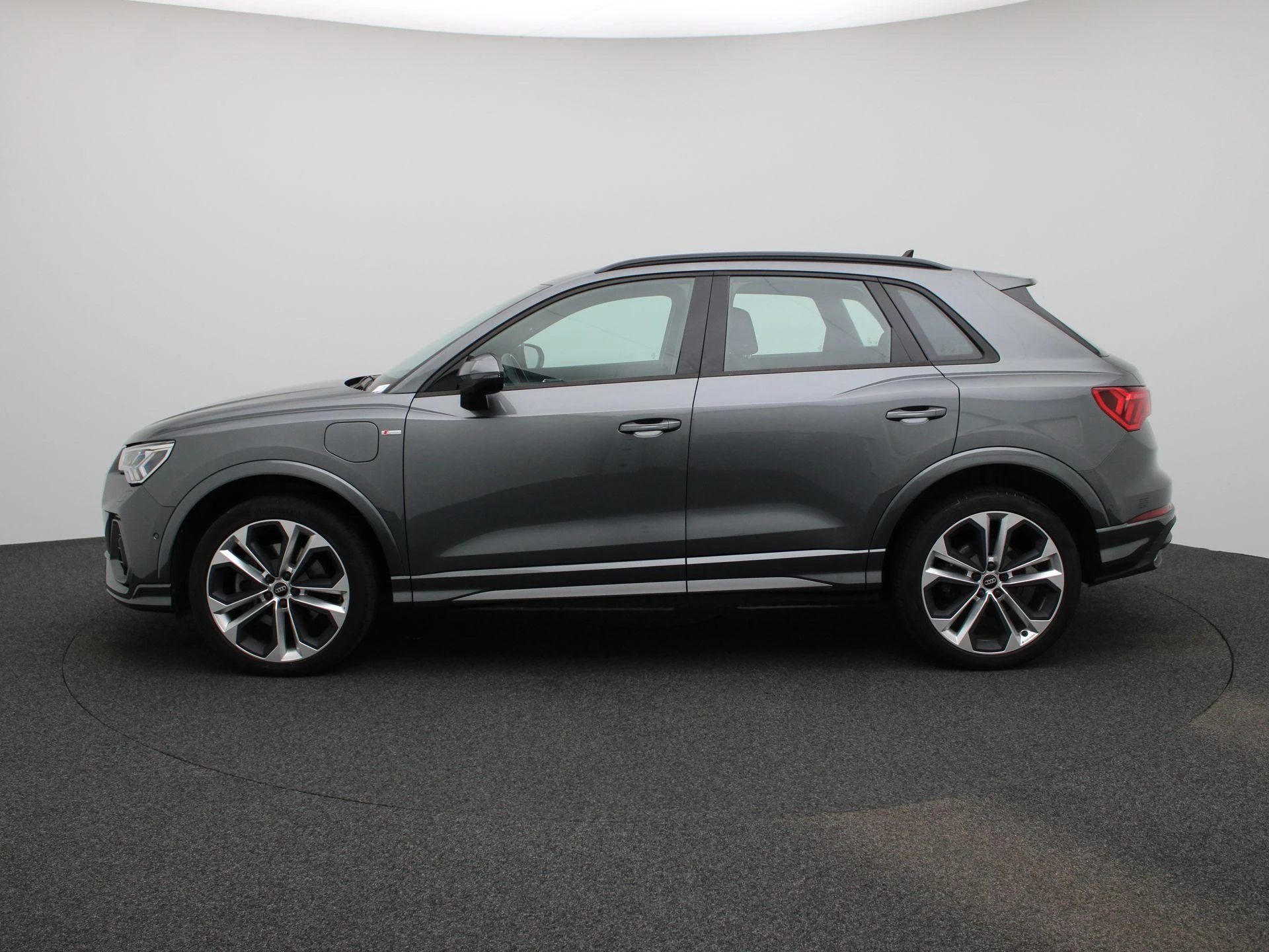 Audi-Q3-image-3