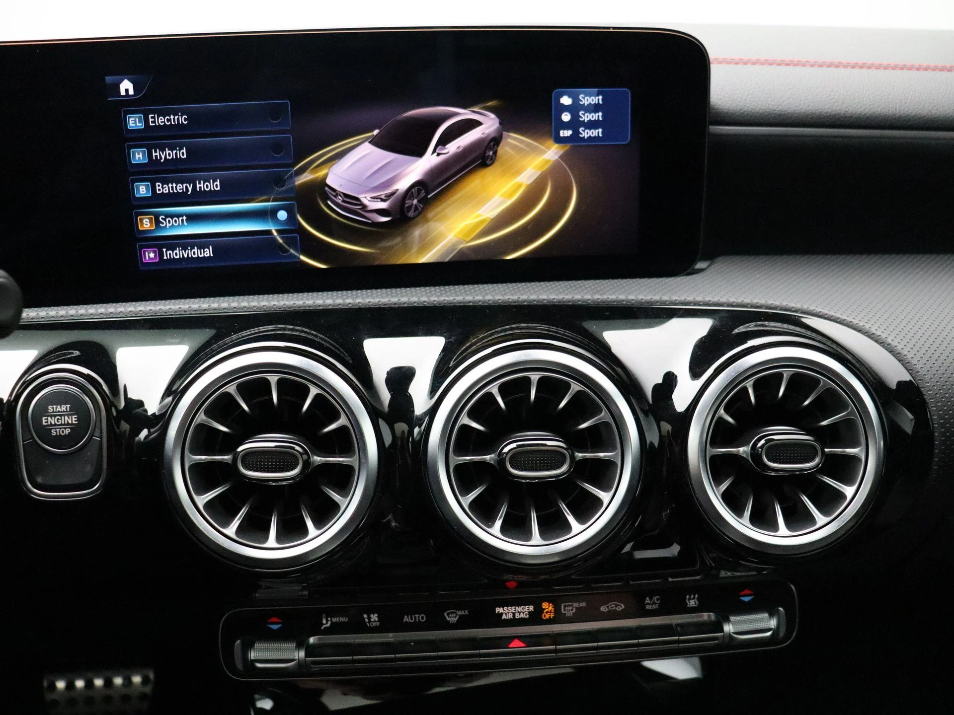 Mercedes-Benz-CLA-image-20
