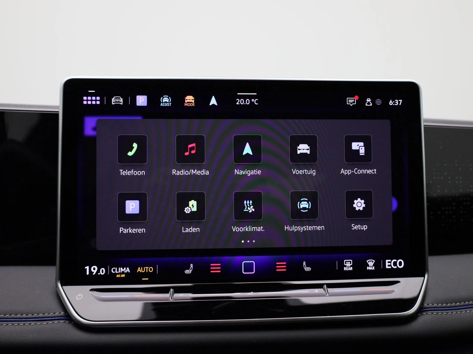 Volkswagen-Tiguan-image-21