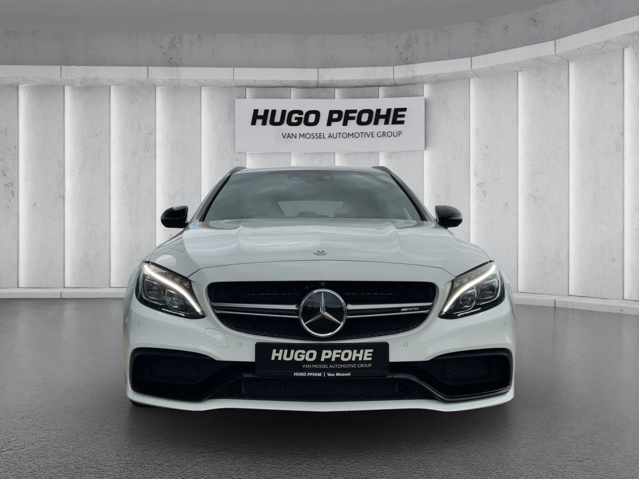 Mercedes-Benz-C-Klasse-image-7