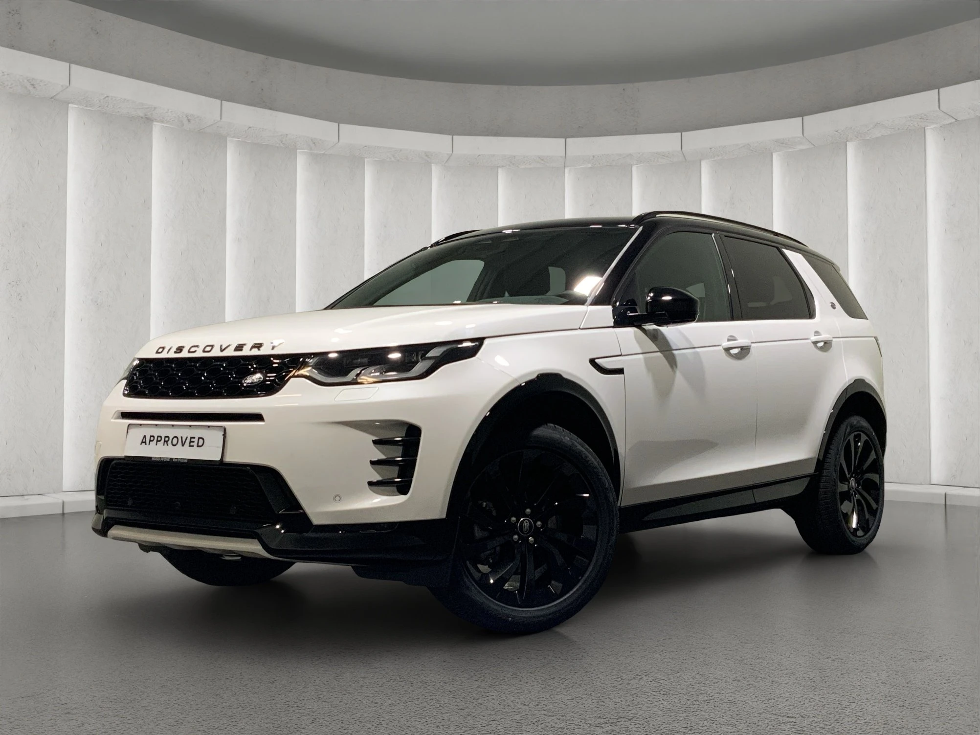 Land Rover-Discovery Sport-image-0