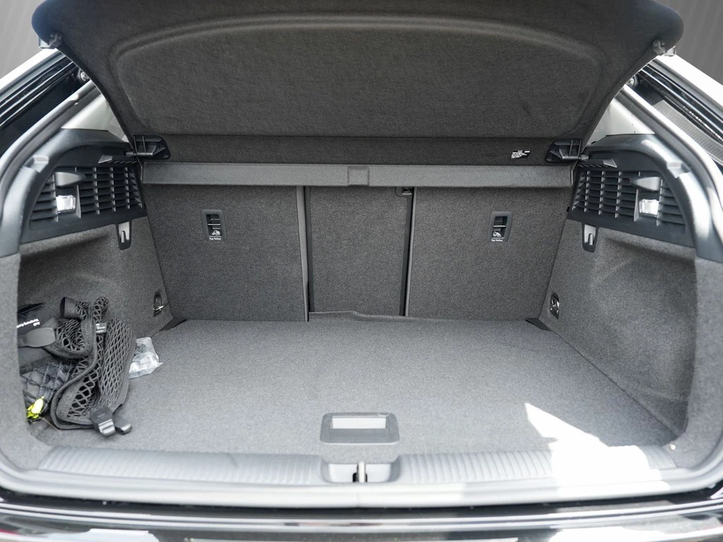 Audi Q2 30 TFSI advanced Kamera AHK GRA GWF