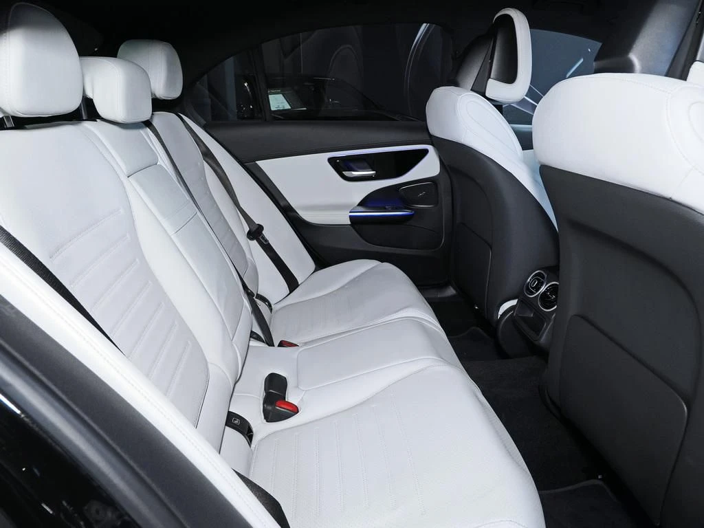 Mercedes-Benz-C-Klasse 220 d-image-13
