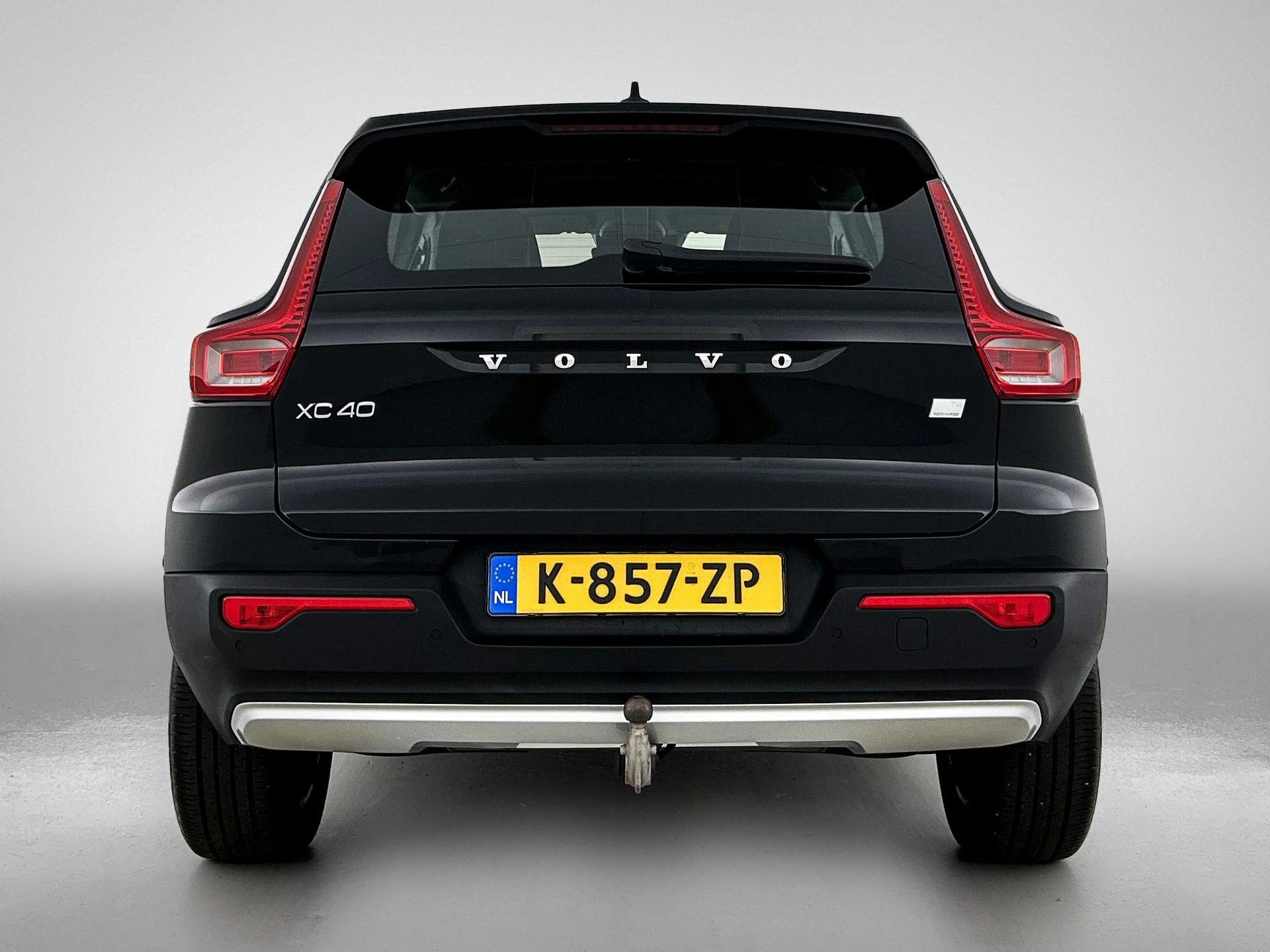 Volvo-XC40-image-2