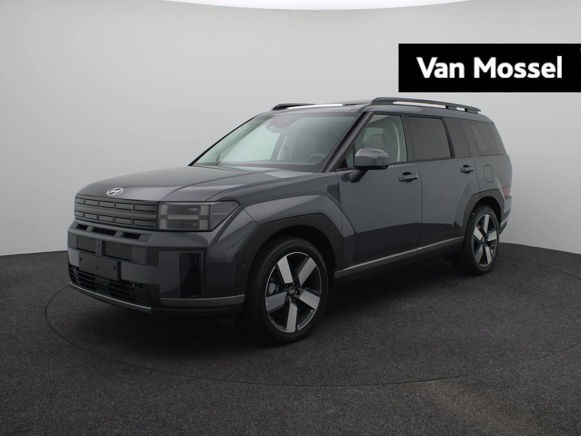 Hyundai-Santa Fe-image-0