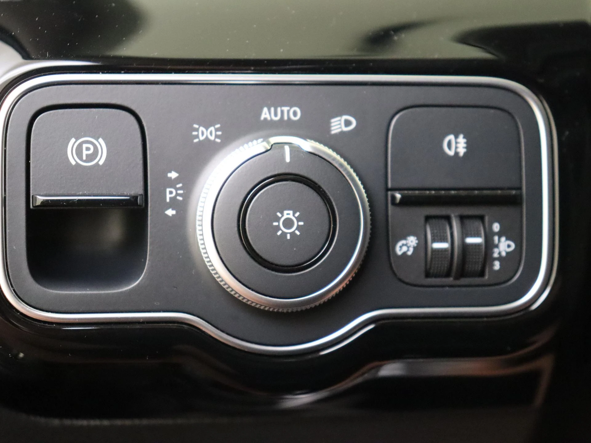 Mercedes-Benz-A-Klasse-image-22