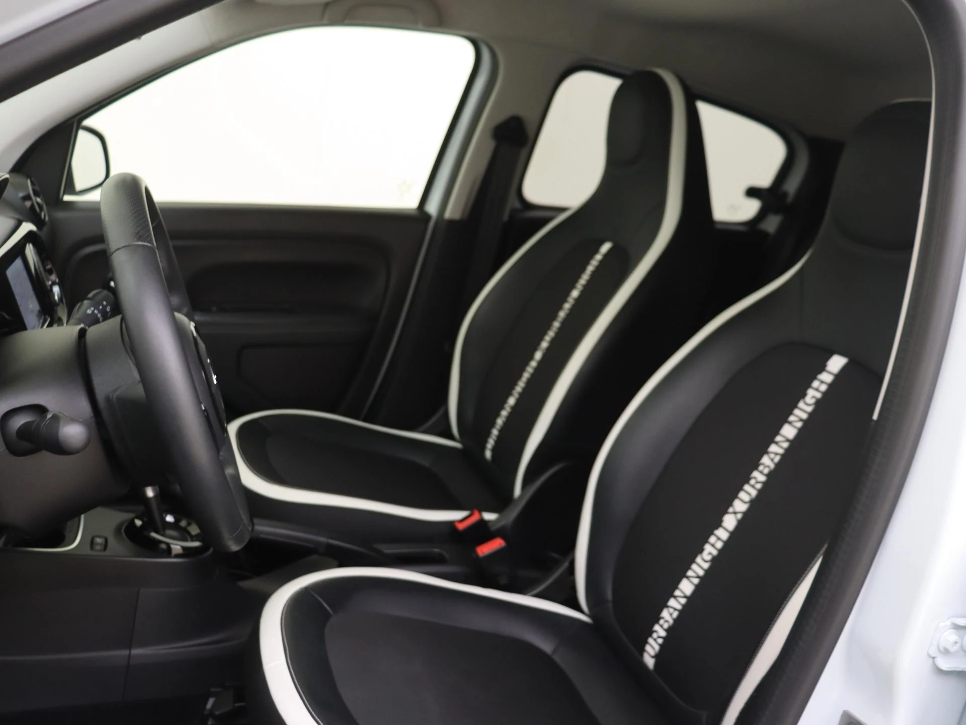 Renault-Twingo-image-10