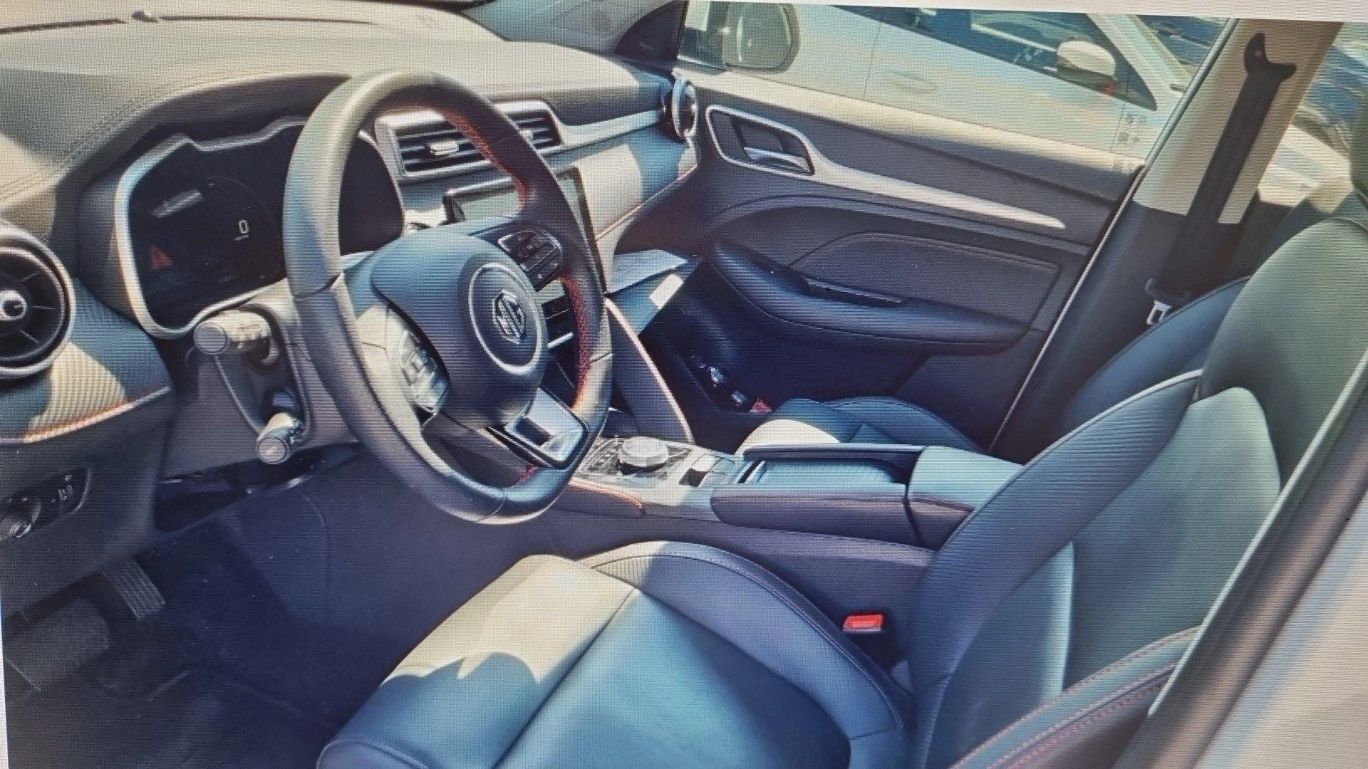 MG ZS EV Long Range Luxury 70 kWh