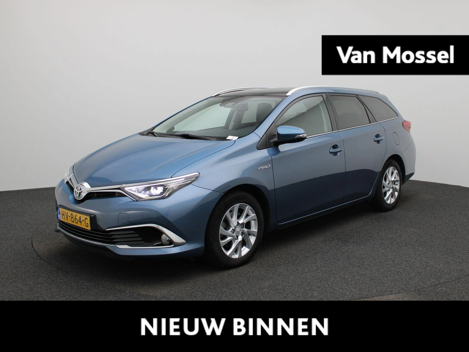 Toyota-Auris-image-0