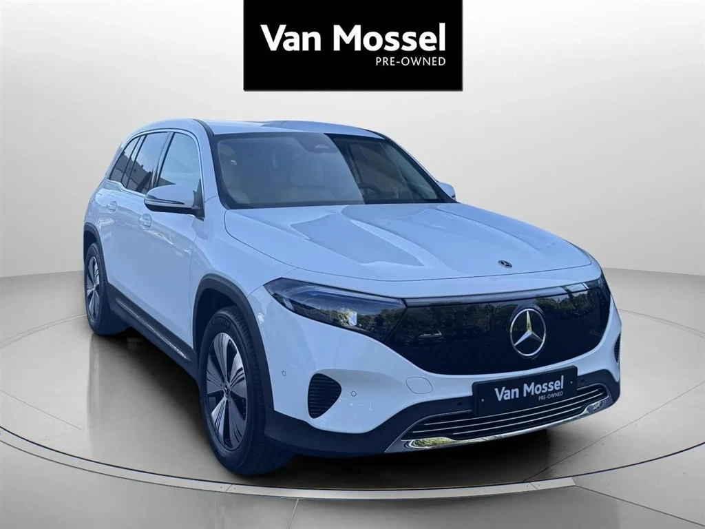 Mercedes-Benz-EQB-image-2