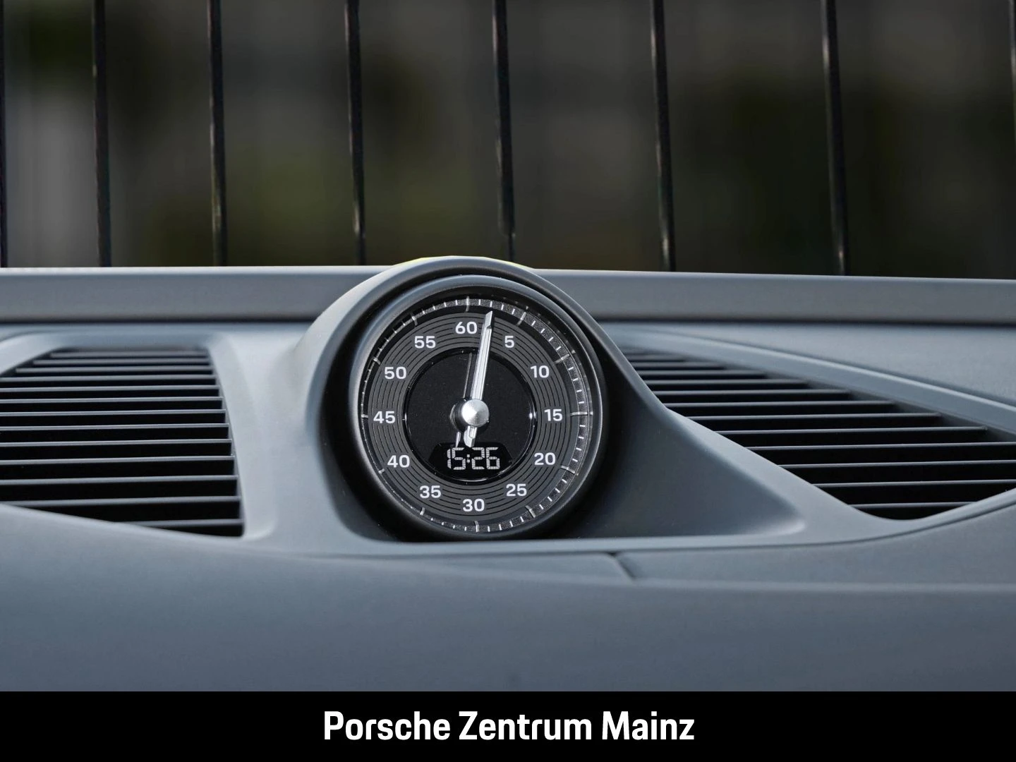 Porsche-Macan-image-15