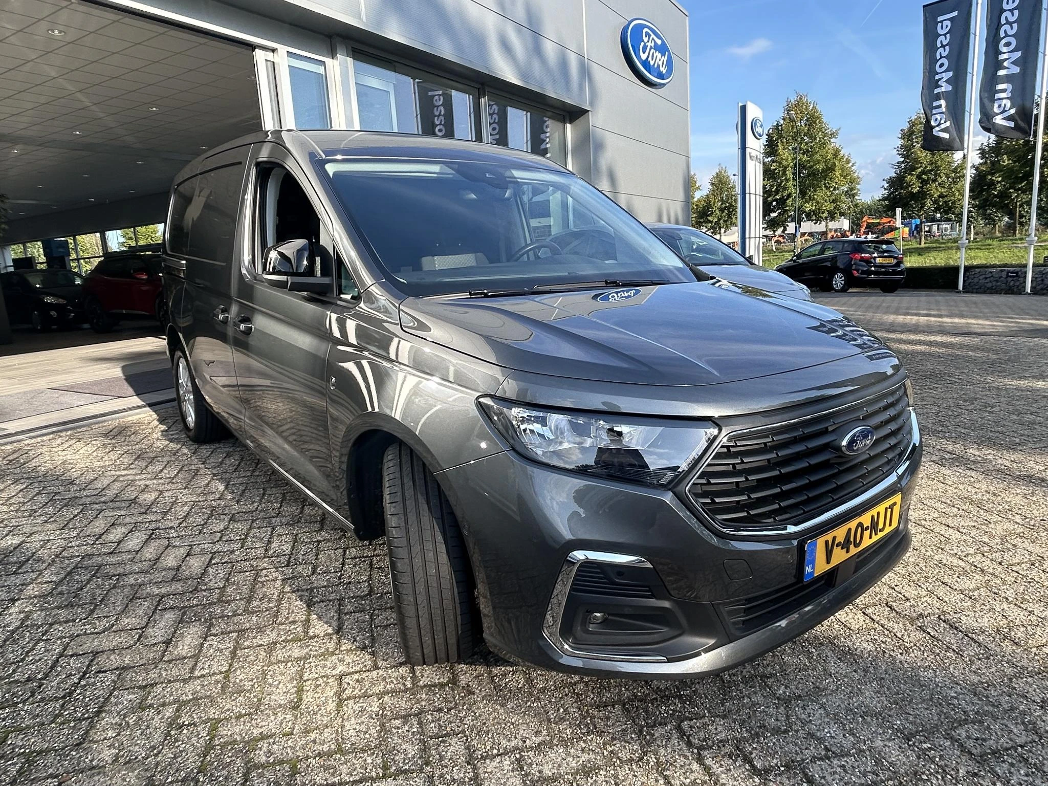 Ford-Transit Connect-image-6