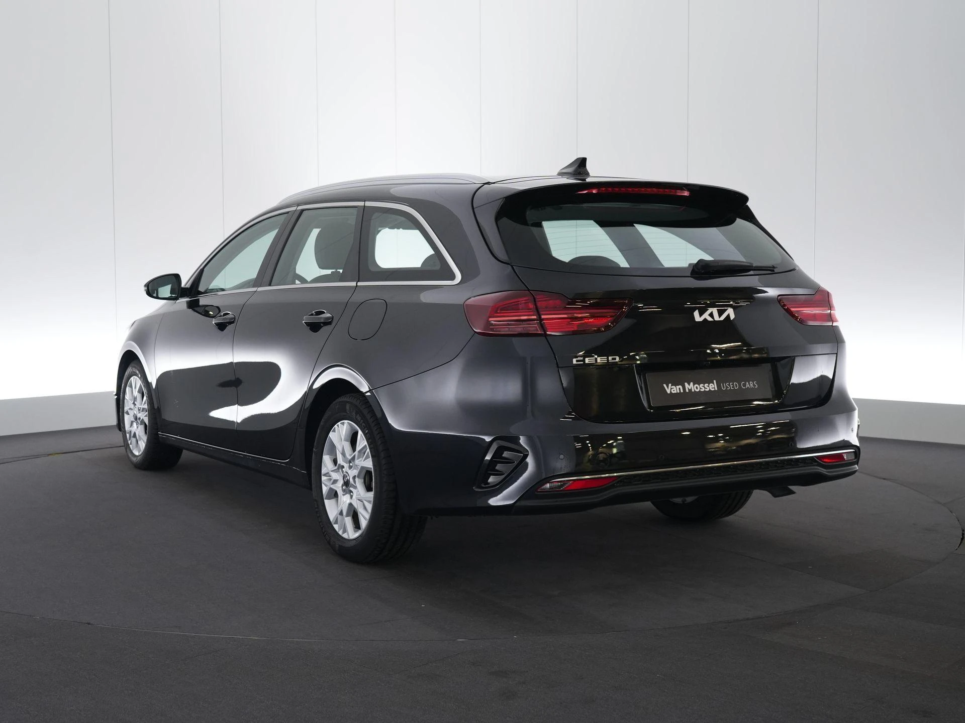 Kia-cee'd-image-1