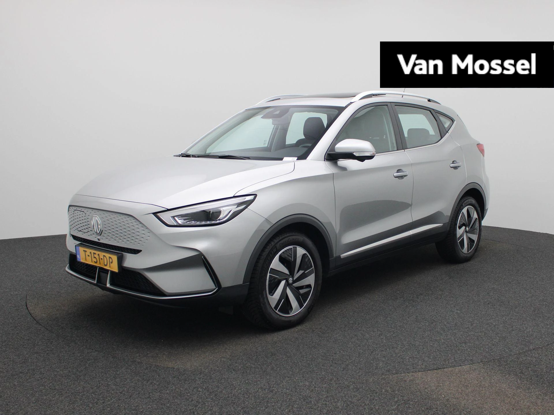 MG-ZS EV-image-0