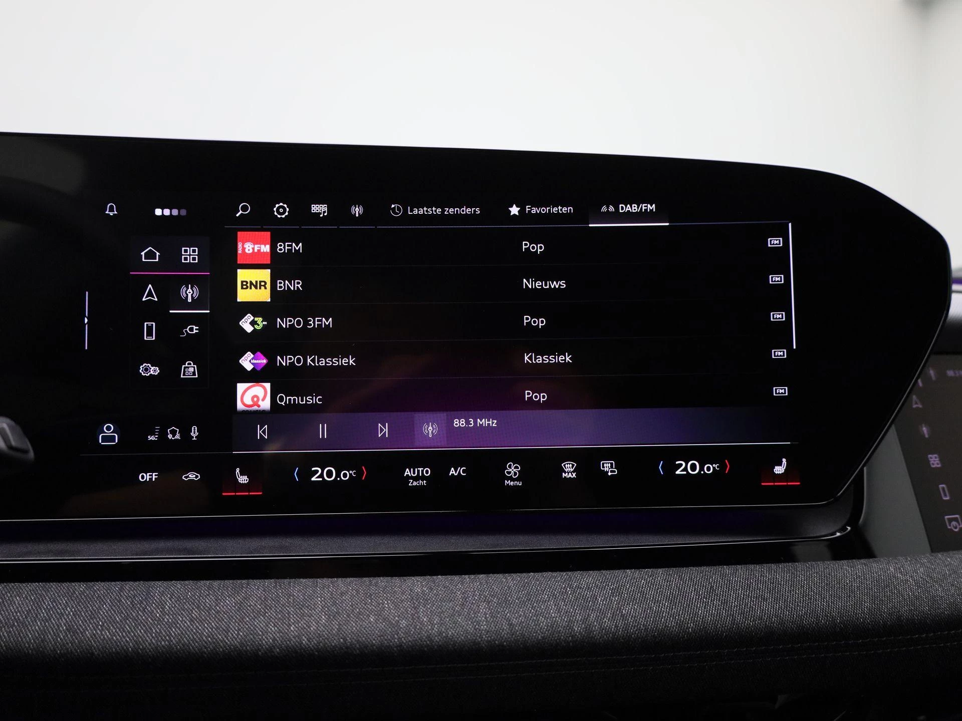 Audi-Q6 e-tron-image-22