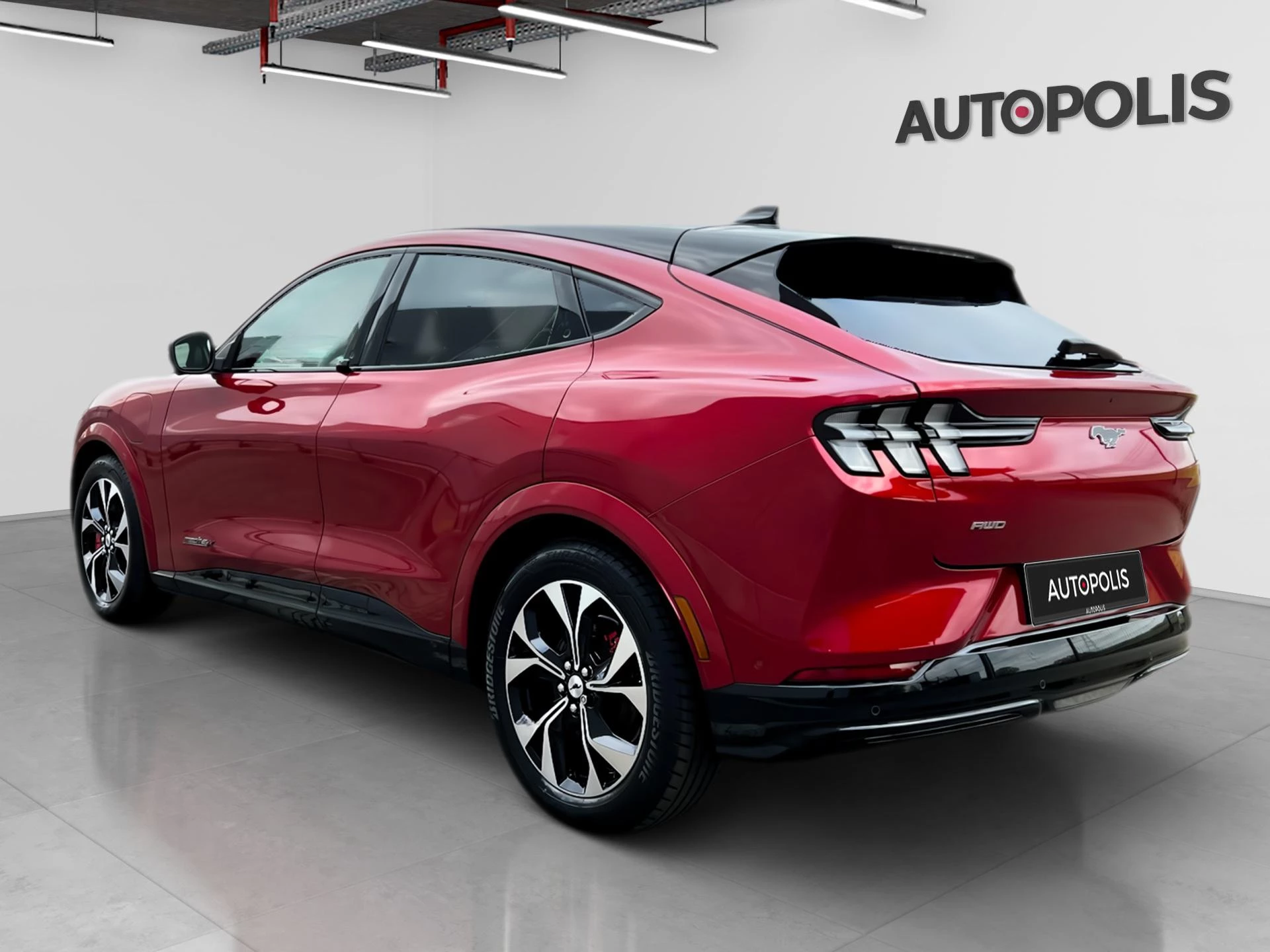 Ford-Mustang Mach-E-image-12