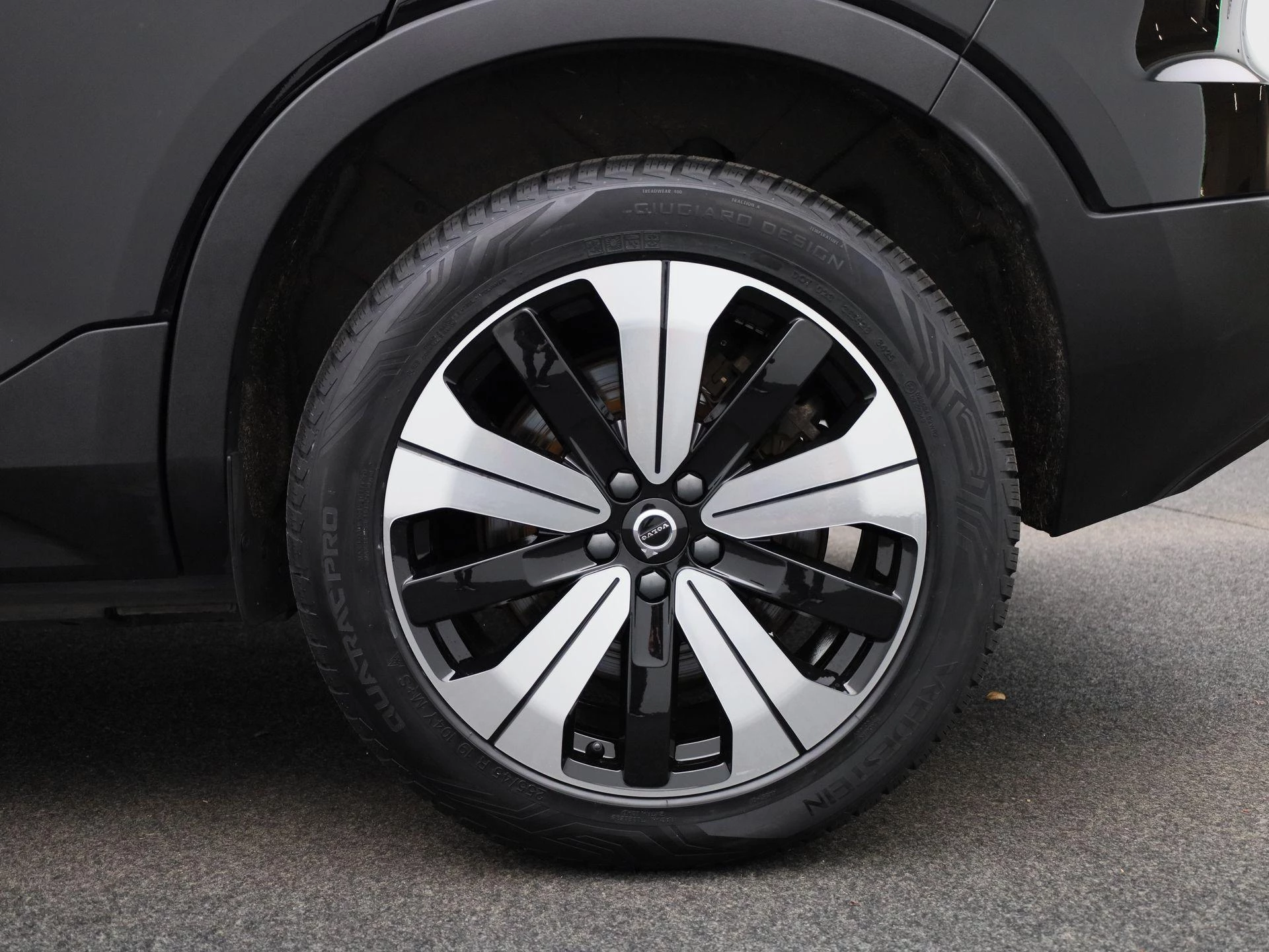 Volvo XC40 Recharge Core