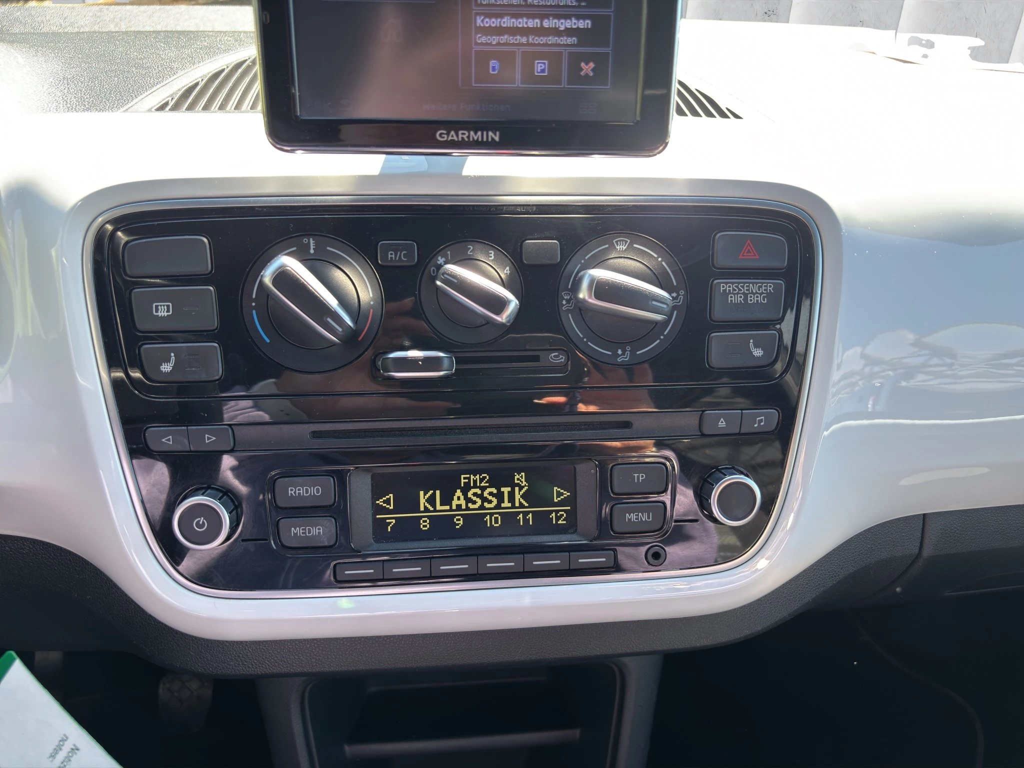 Volkswagen up! 1.0 club up!