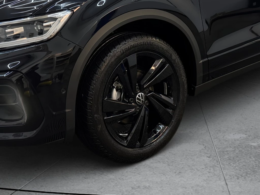 Volkswagen-T-Roc-image-2