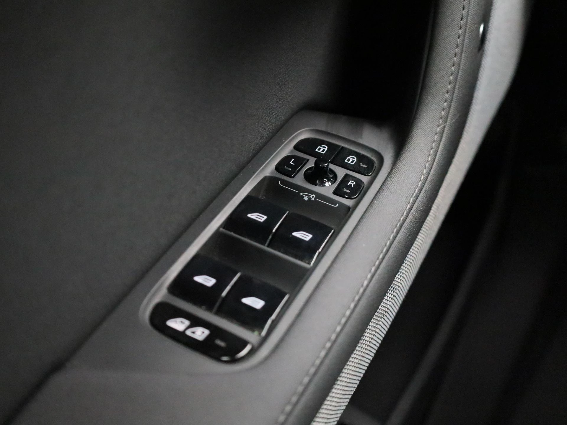 Polestar 2 Standard Range Single Motor