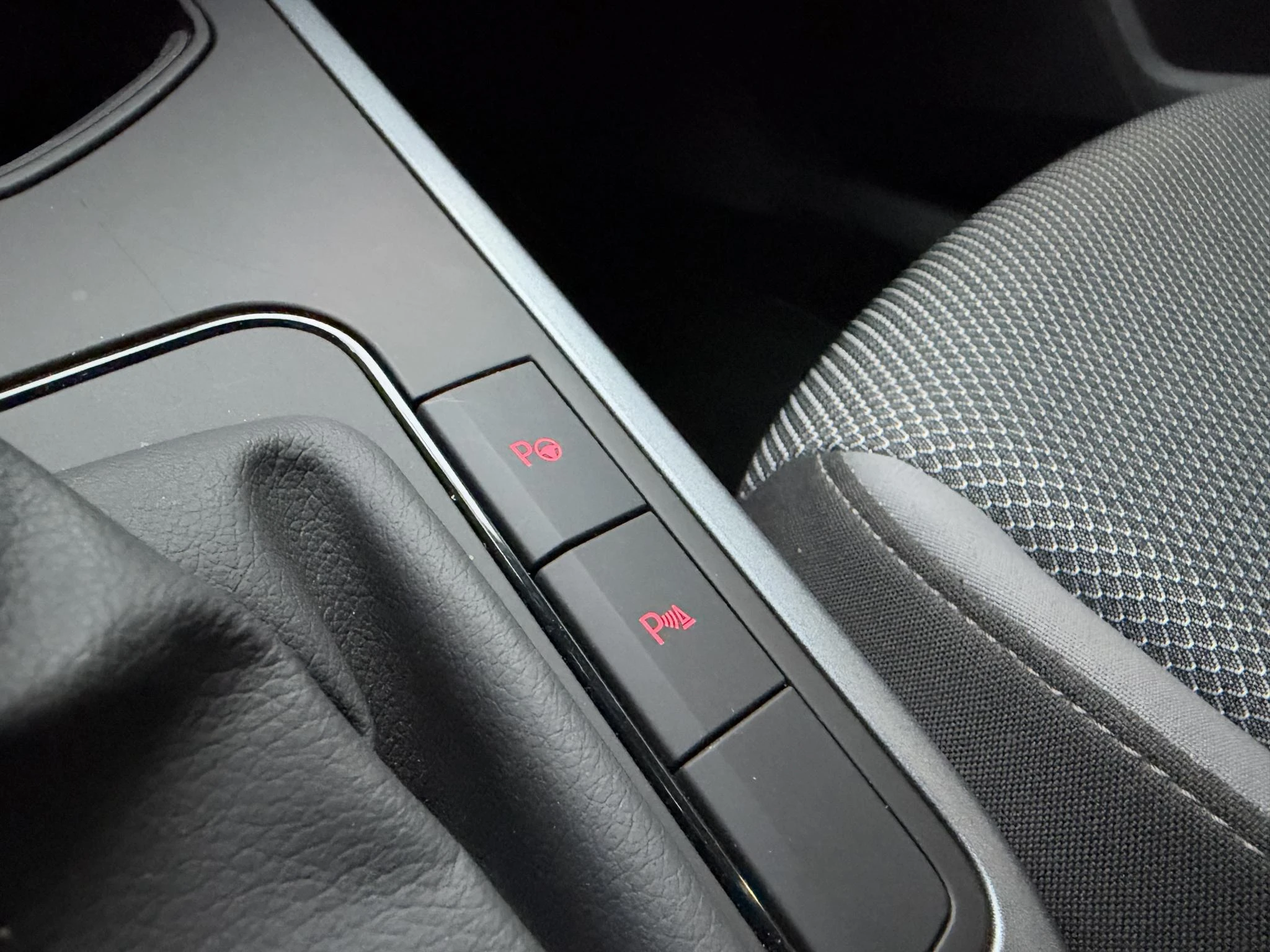 SEAT-Arona-image-9