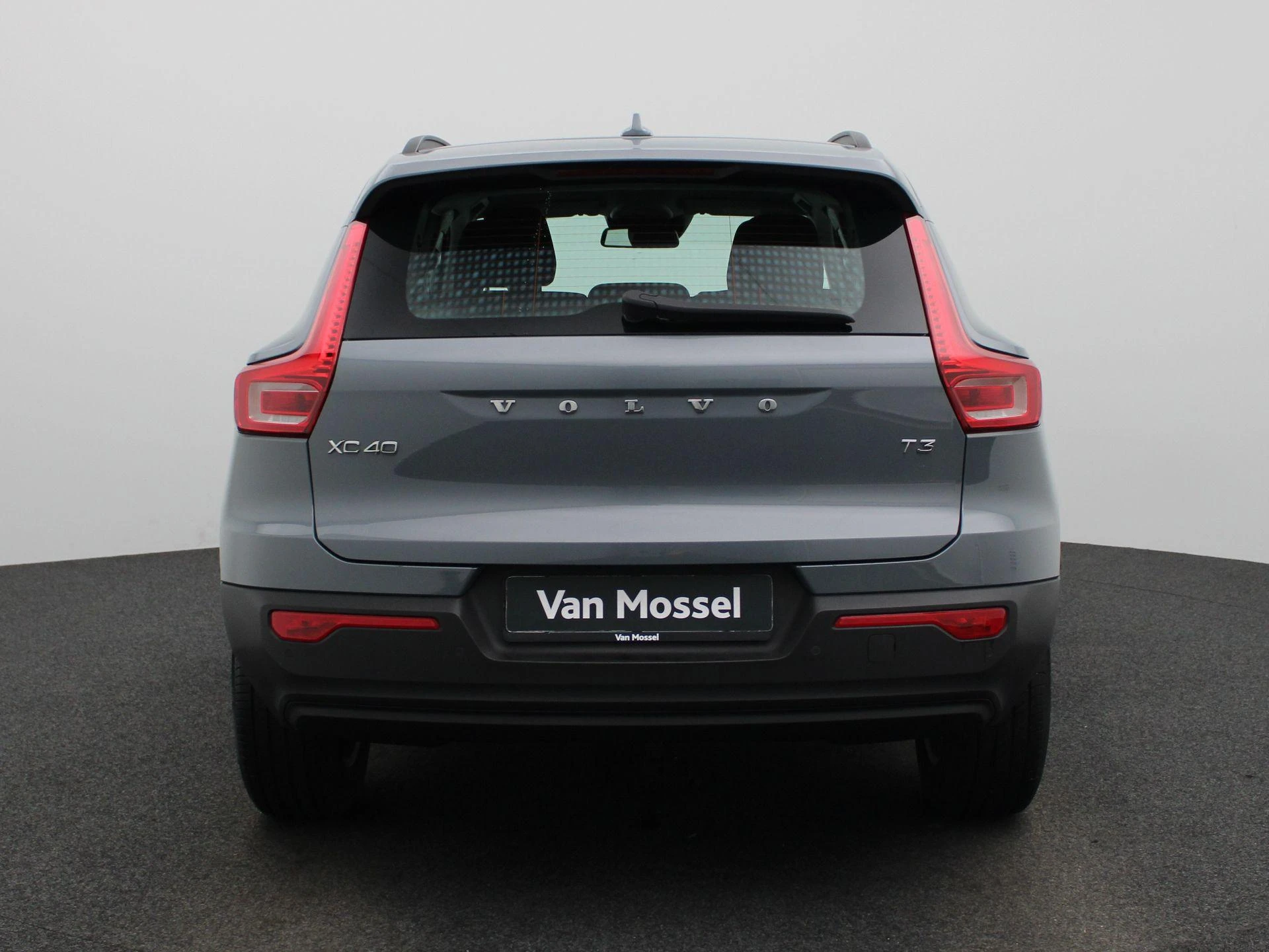 Volvo-XC40-image-4