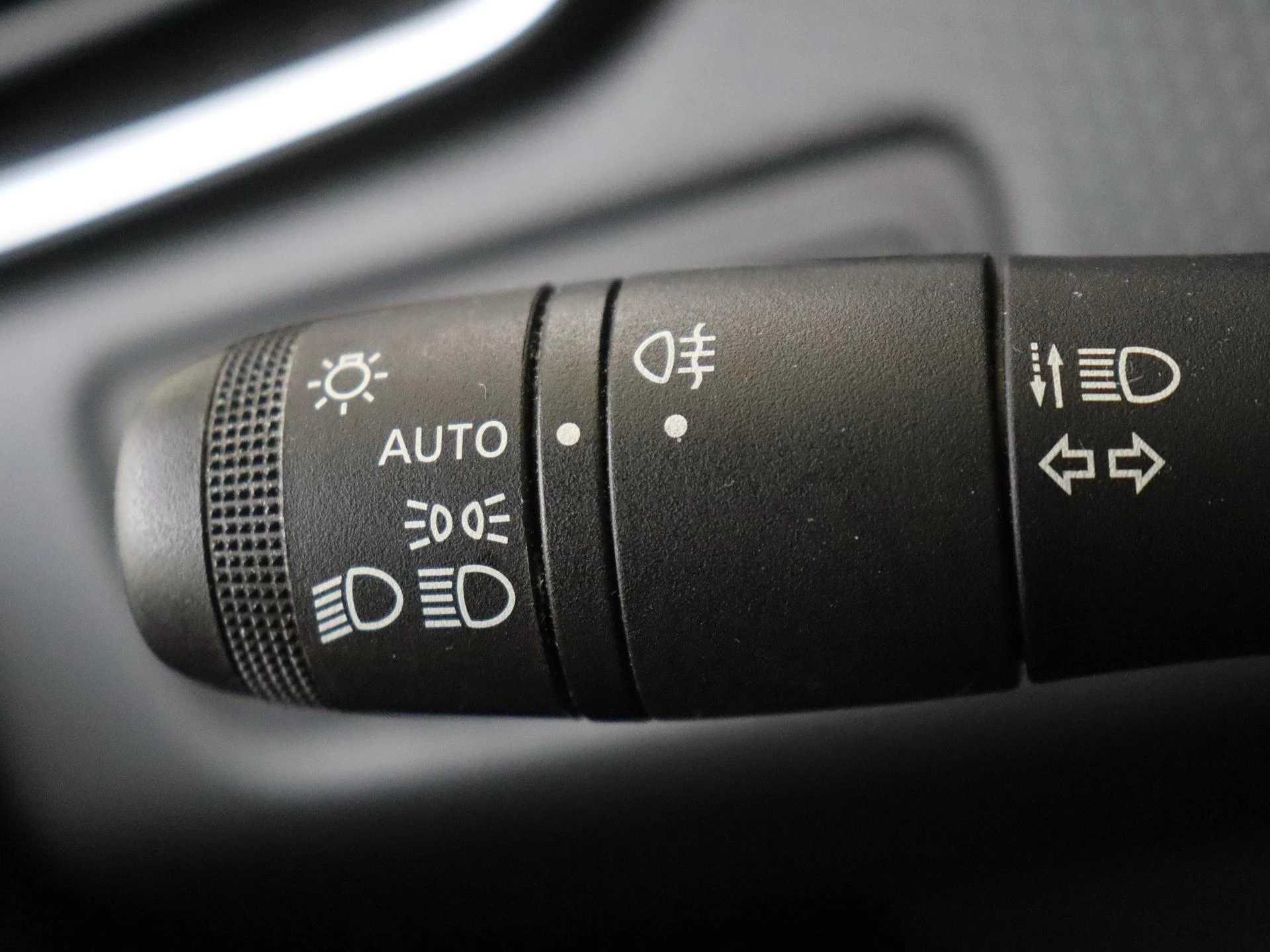 Renault-Clio-image-21