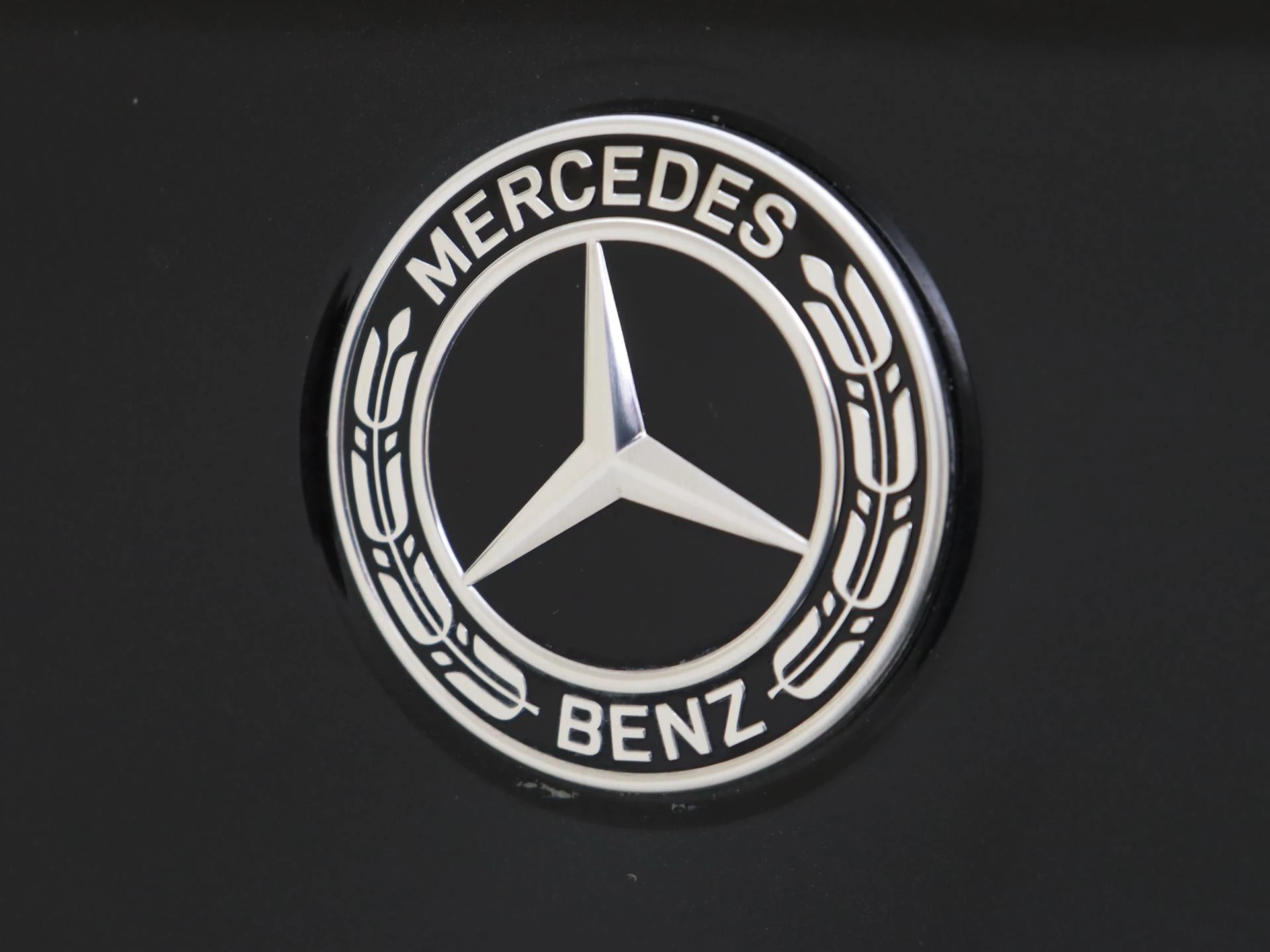 Mercedes-Benz-CLA-image-25