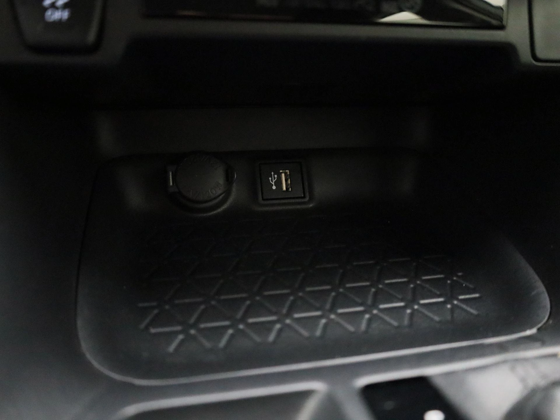 Toyota-RAV4-image-20