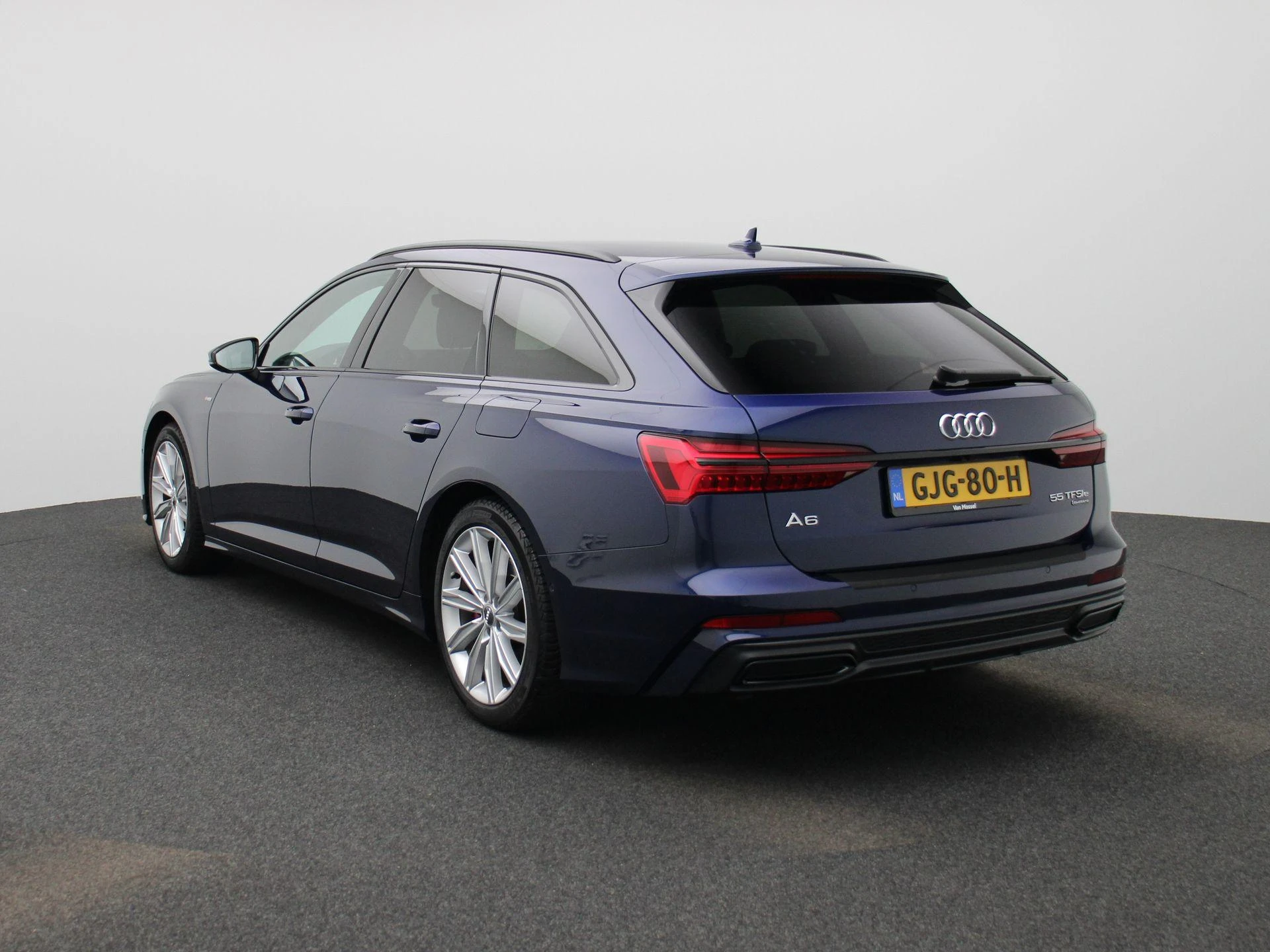 Audi-A6-image-1