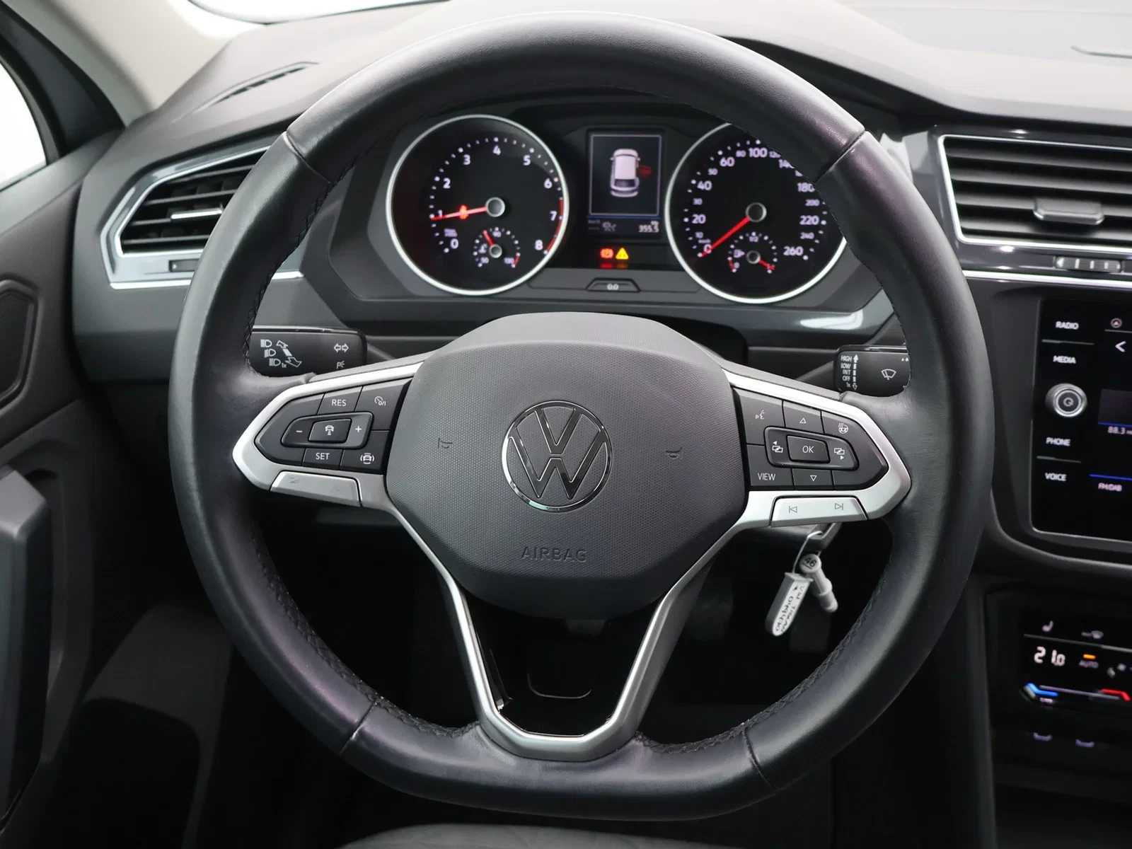 Volkswagen Tiguan Tiguan 1.5TSI Life 150PK *CAMERA*ACC*PDC*APP-CONNECT*ZETELVERWARMING*...*