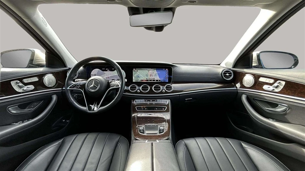Mercedes-Benz-E-Klasse-image-14