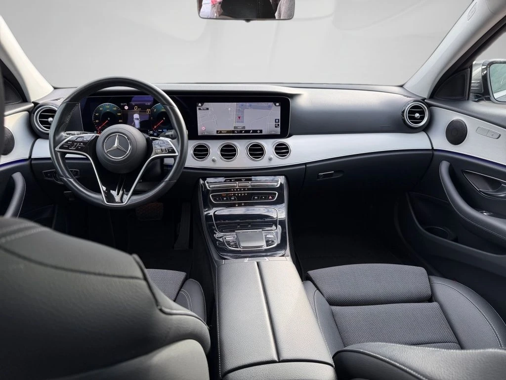Mercedes-Benz-E-Klasse 220 d-image-11