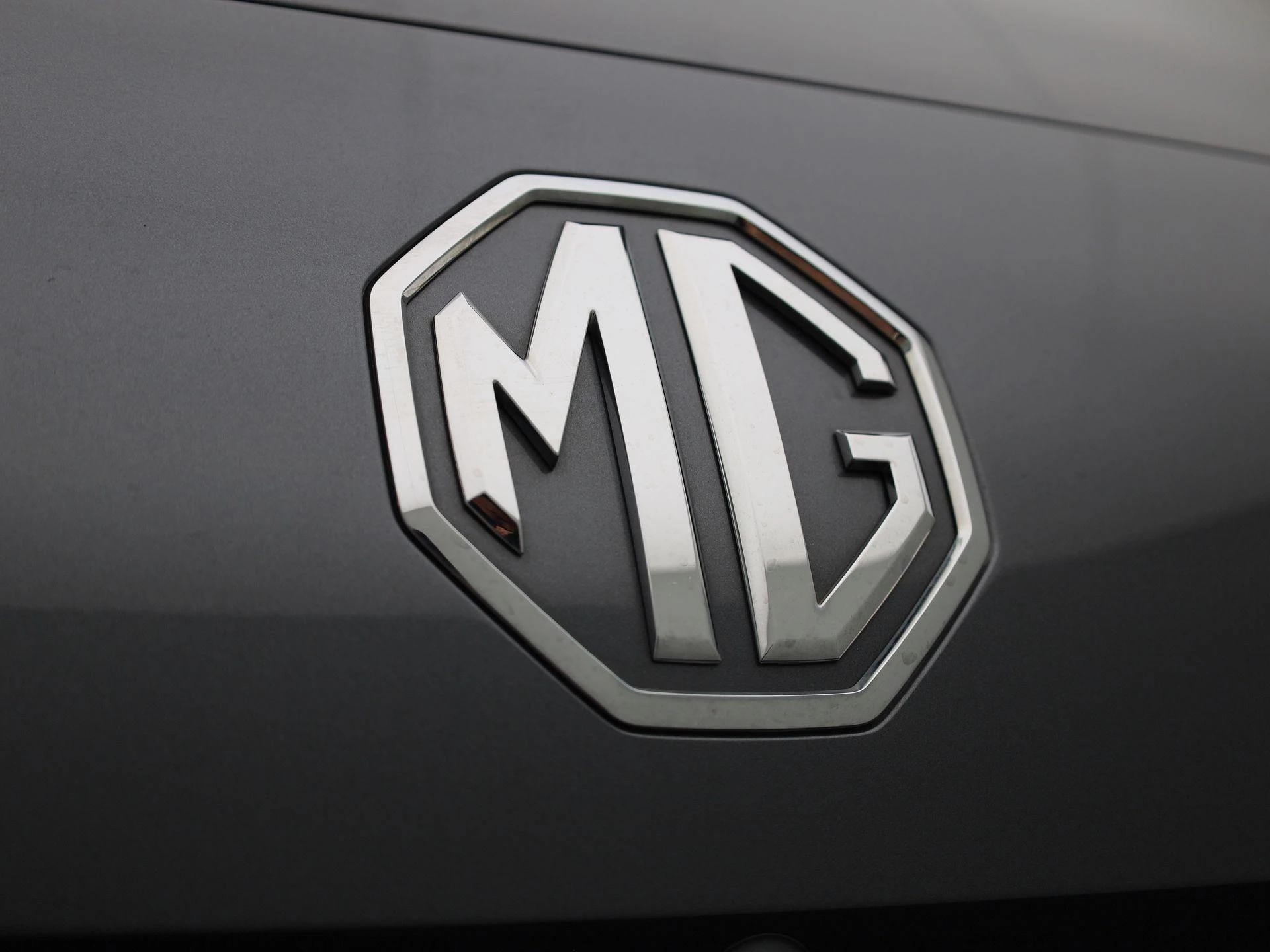 MG MG4 64 kWh Luxury