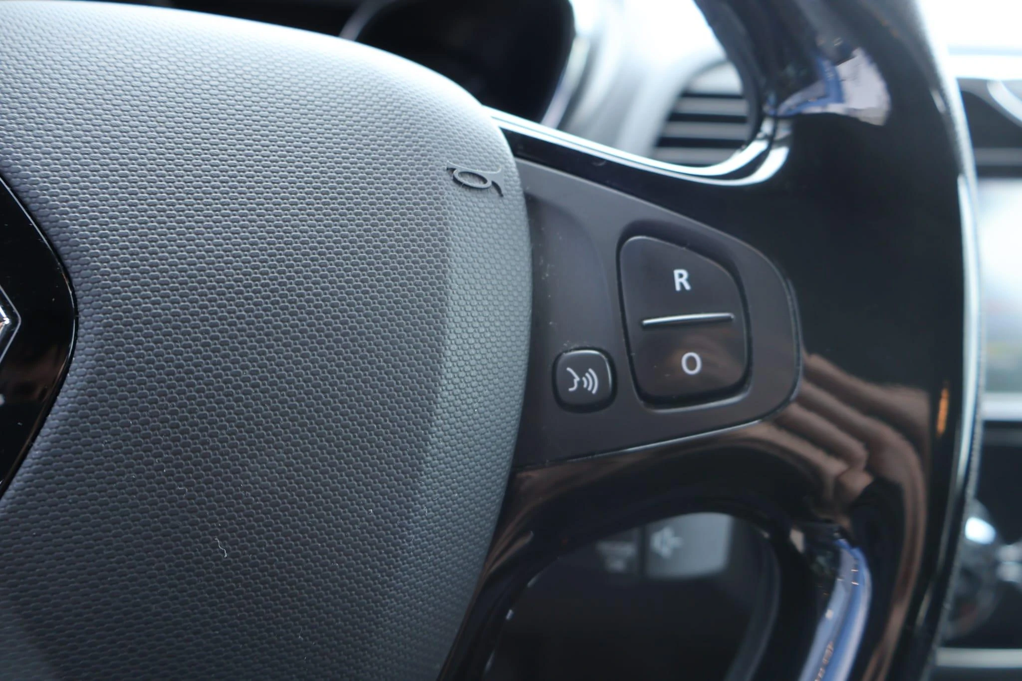 Renault-Captur-image-10
