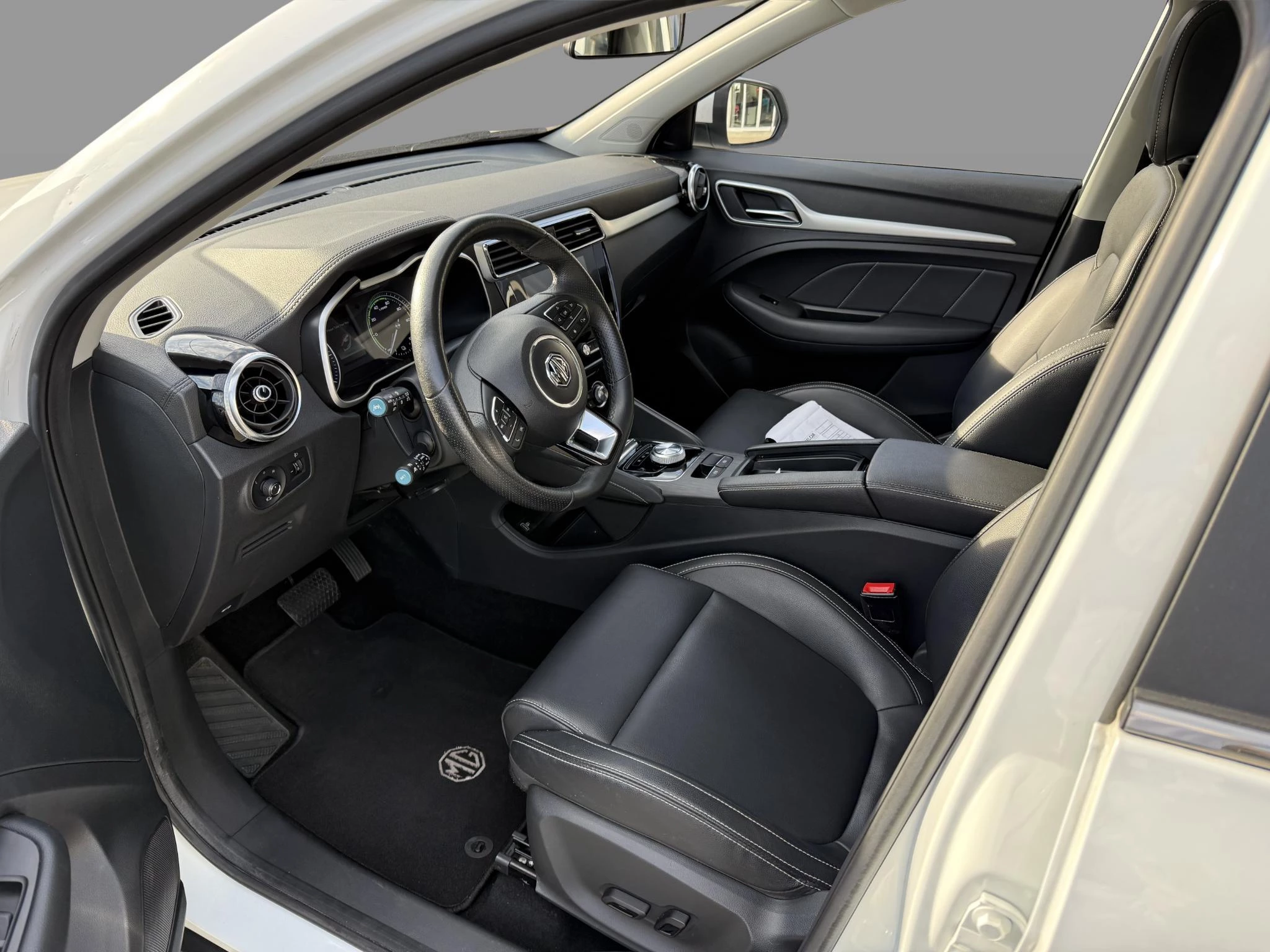 MG-ZS EV-image-7