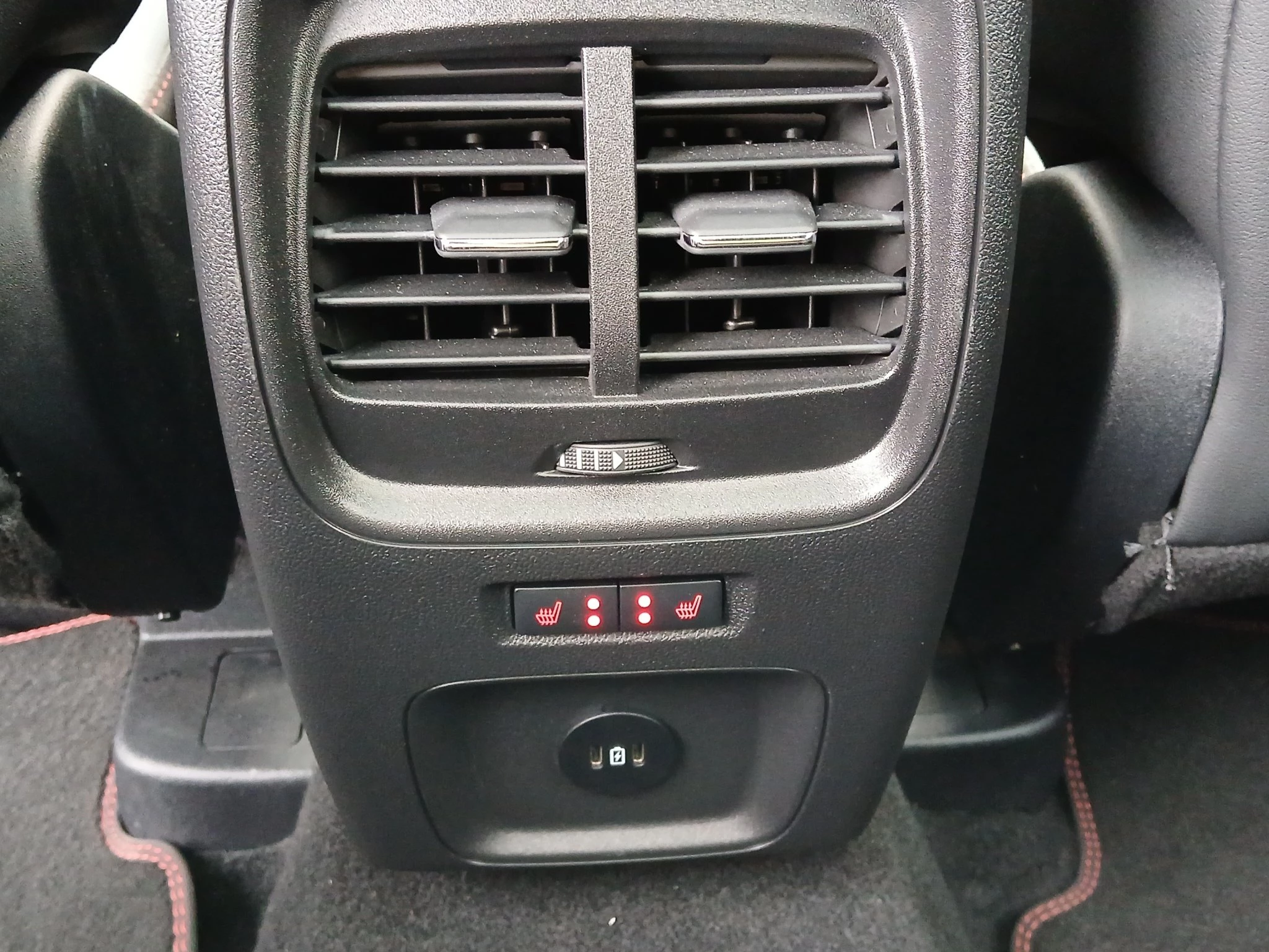 Ford-Kuga-image-26