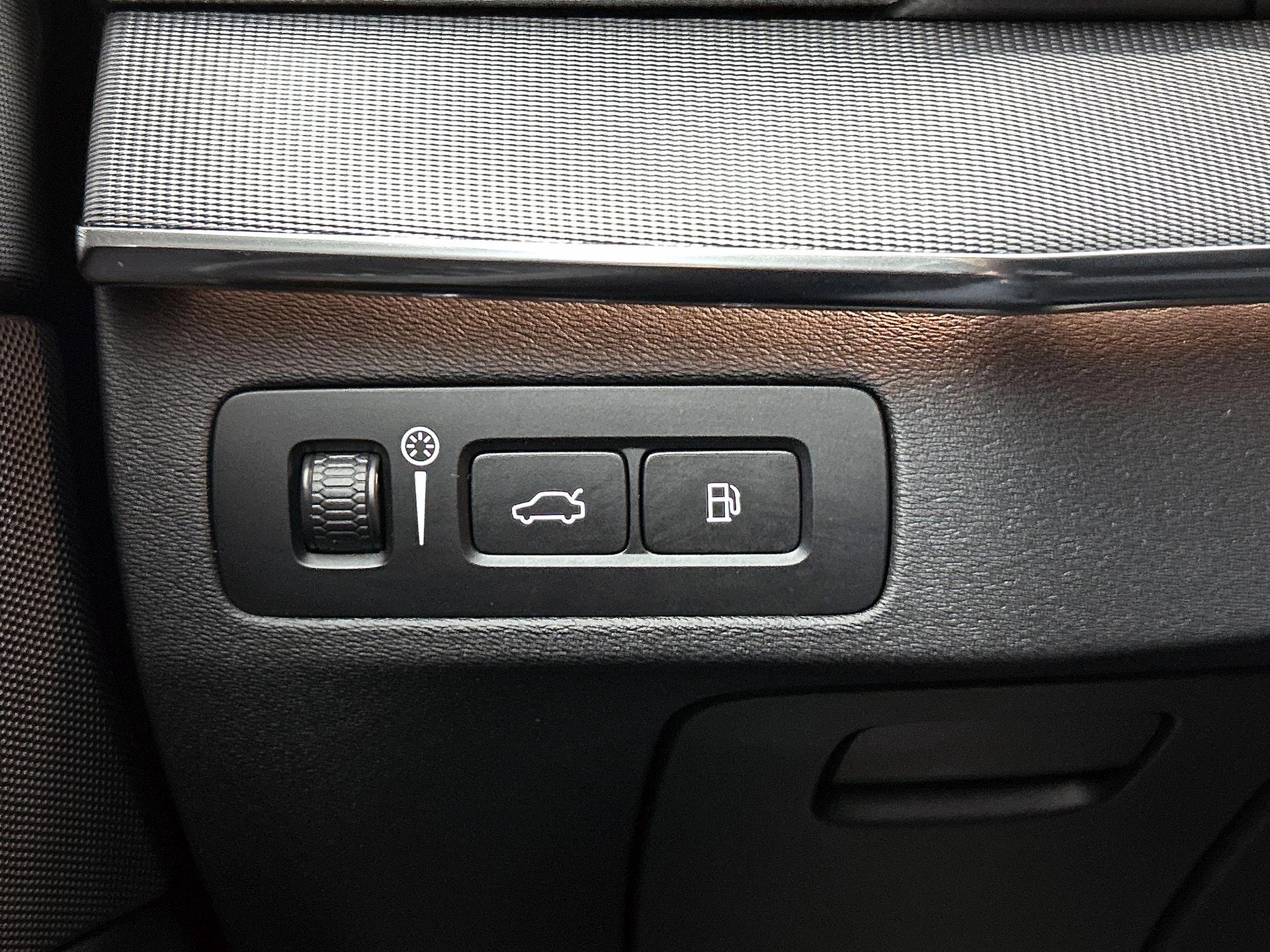 Volvo-XC90-image-17