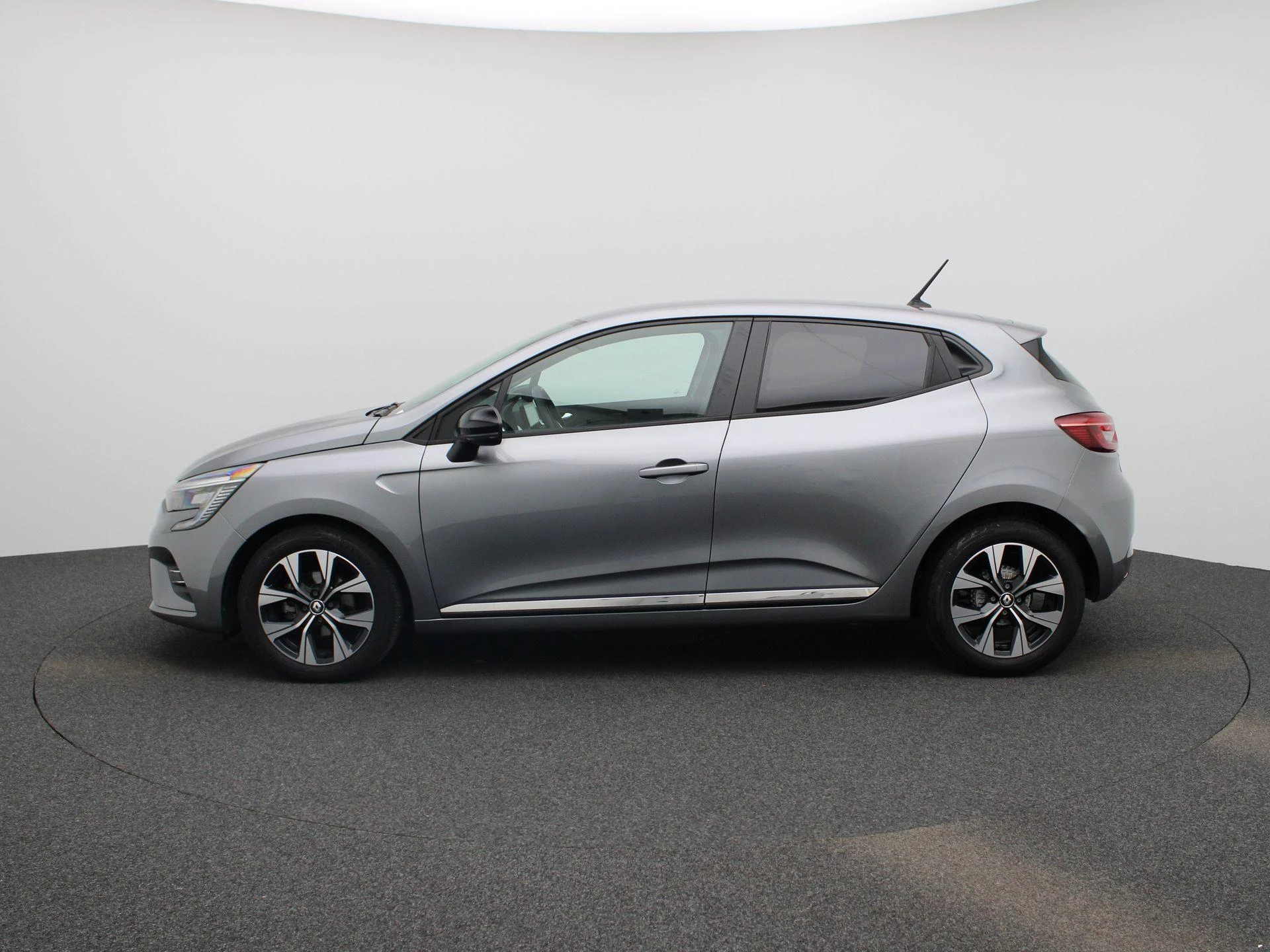 Renault-Clio-image-3