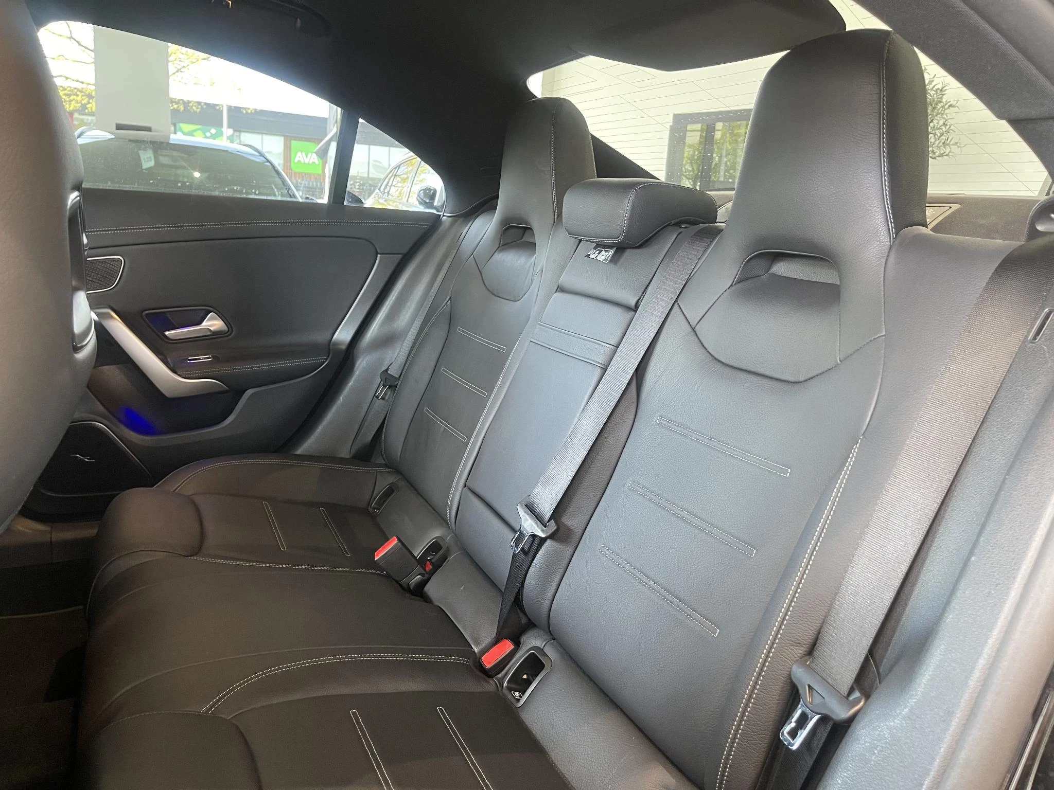 Mercedes-Benz CLA 250 e AMG Line + LEDER + CARPLAY + BURMESTER + MULTIBEAM LED +