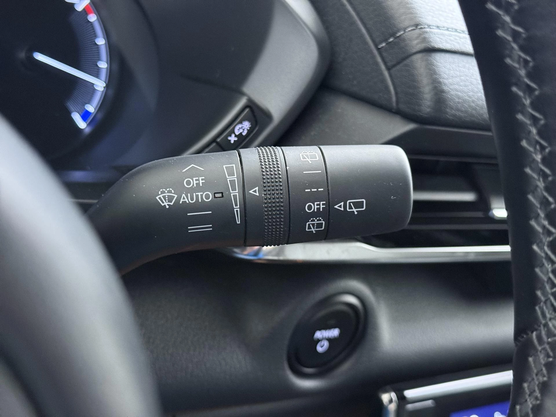 Mazda-MX-30-image-20