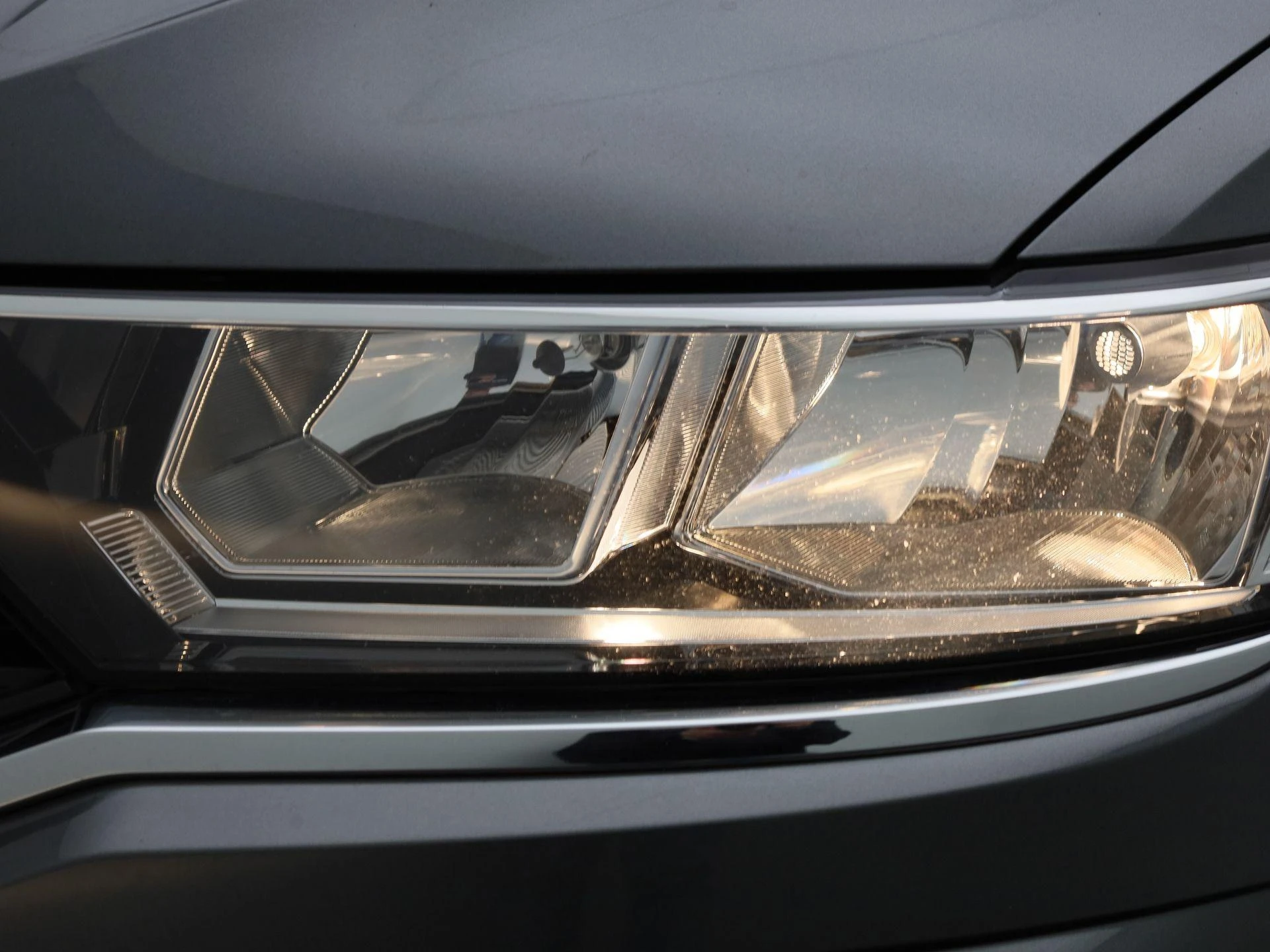 Volkswagen-T-Roc-image-14