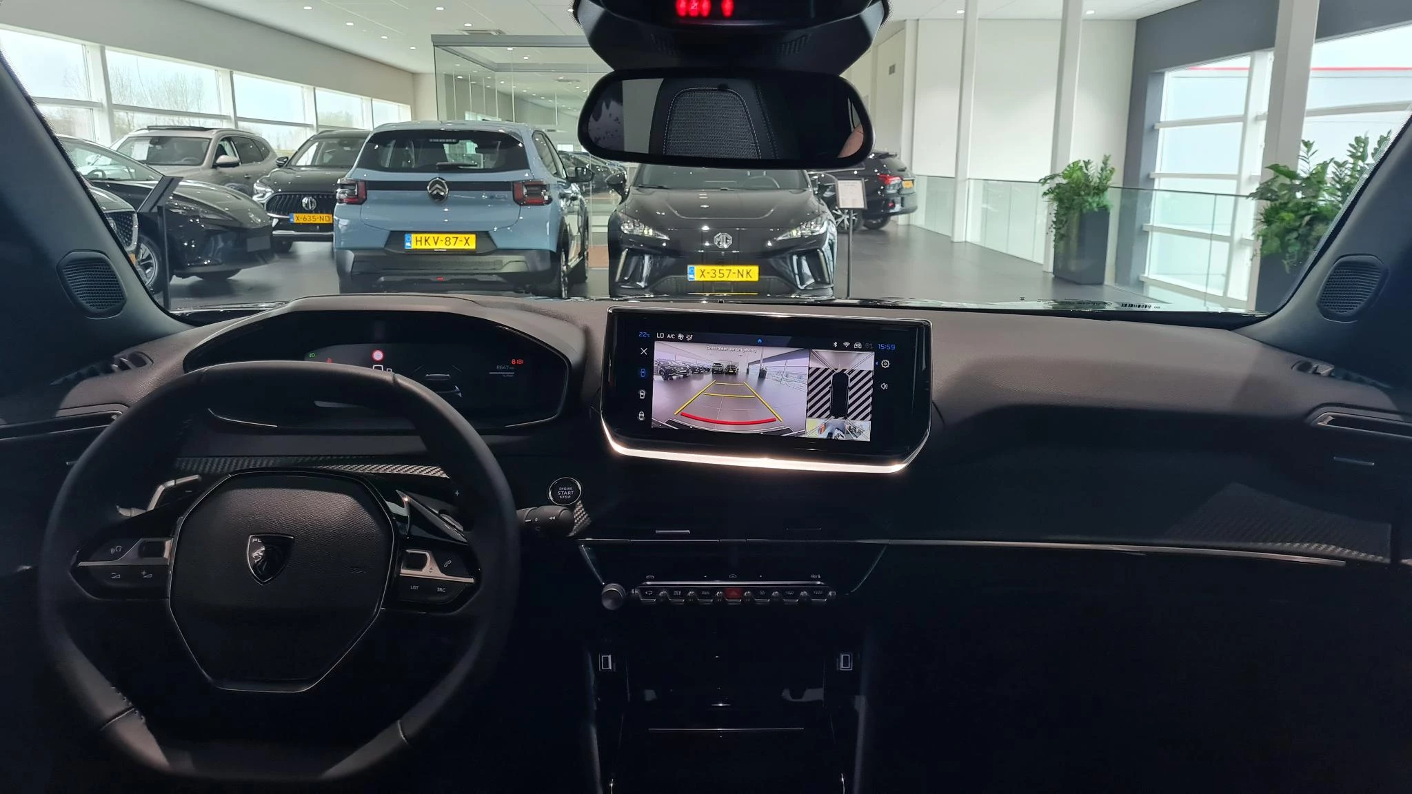 Peugeot-2008-image-13